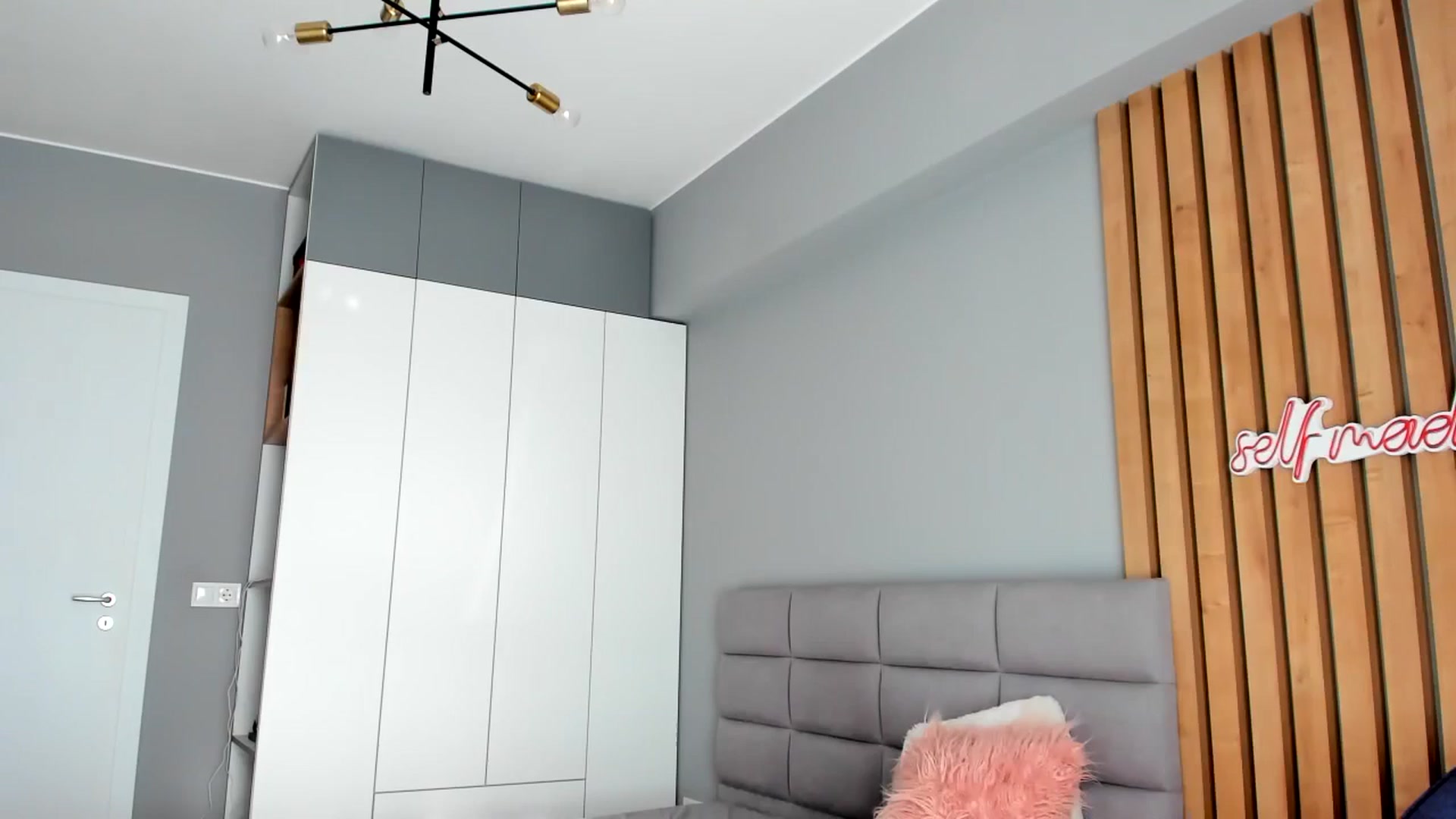 Gallery image thumbnail from EPIC_FU's myfreecams stream on, 08/10/2024, 16:01 image 16 of 20