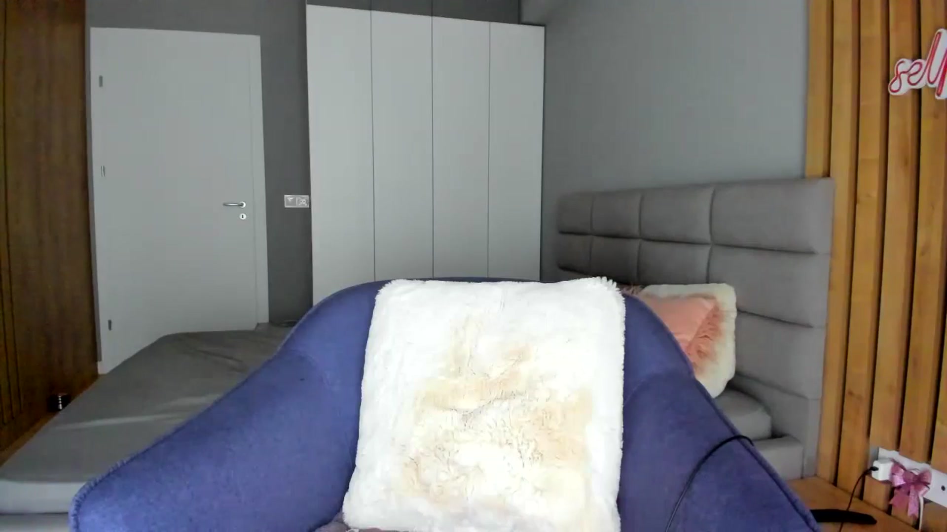 Gallery image thumbnail from EPIC_FU's myfreecams stream on, 09/19/2024, 15:10 image 12 of 20