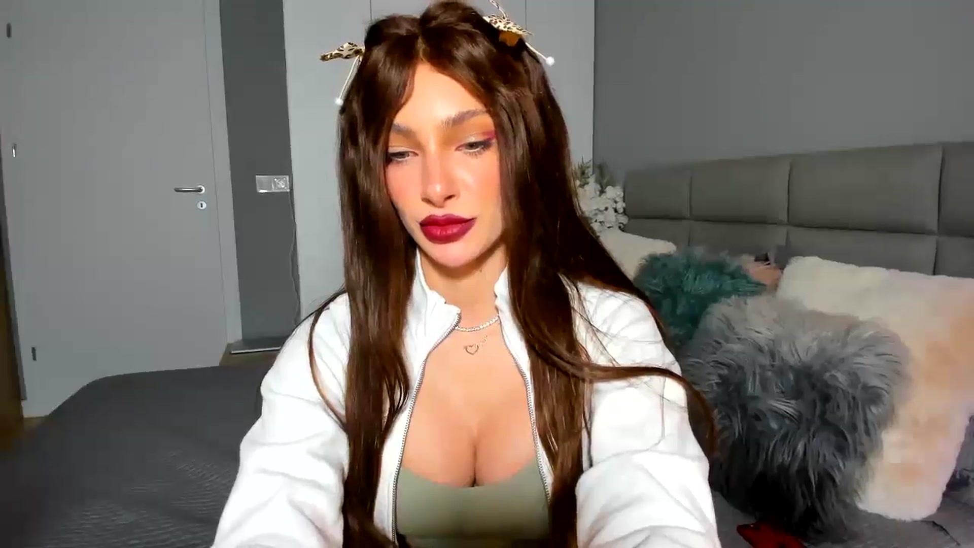 Gallery image thumbnail from EPIC_FU's myfreecams stream on, 12/15/2024, 17:43 image 2 of 20