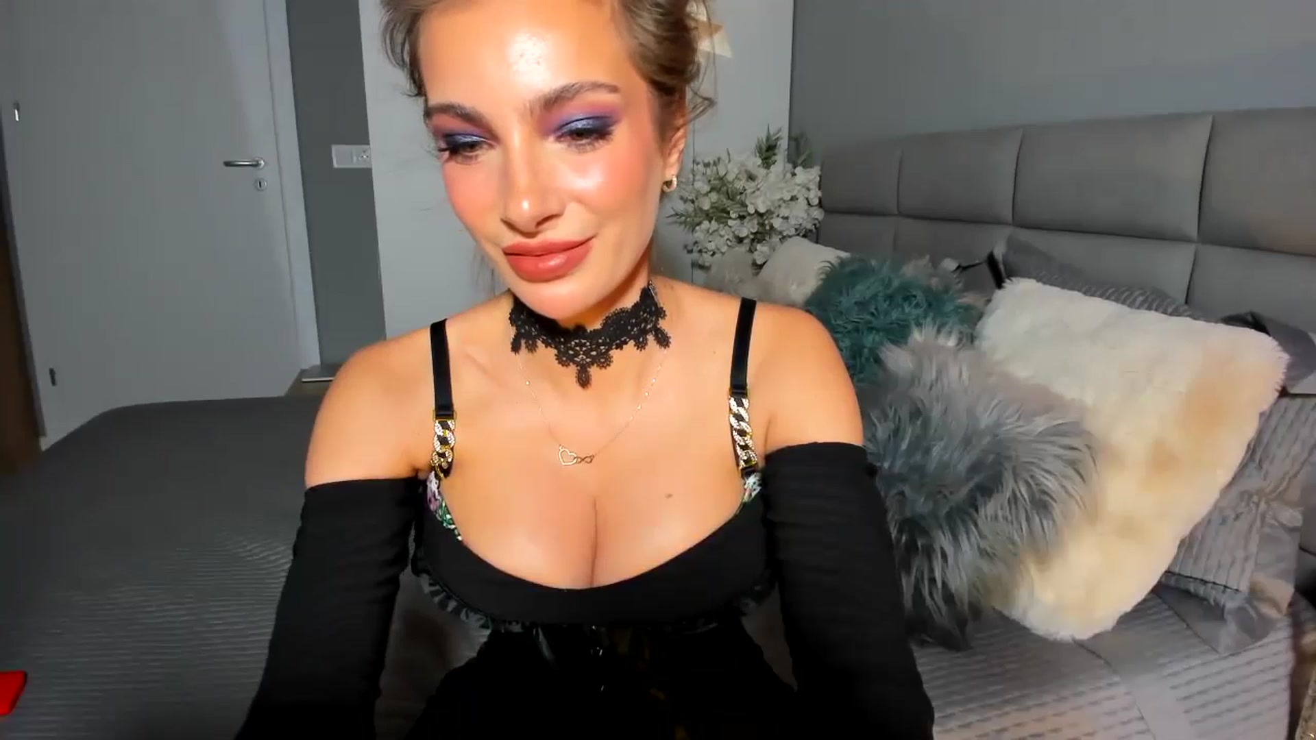 Gallery image thumbnail from EPIC_FU's myfreecams stream on, 12/30/2024, 17:46 image 20 of 20