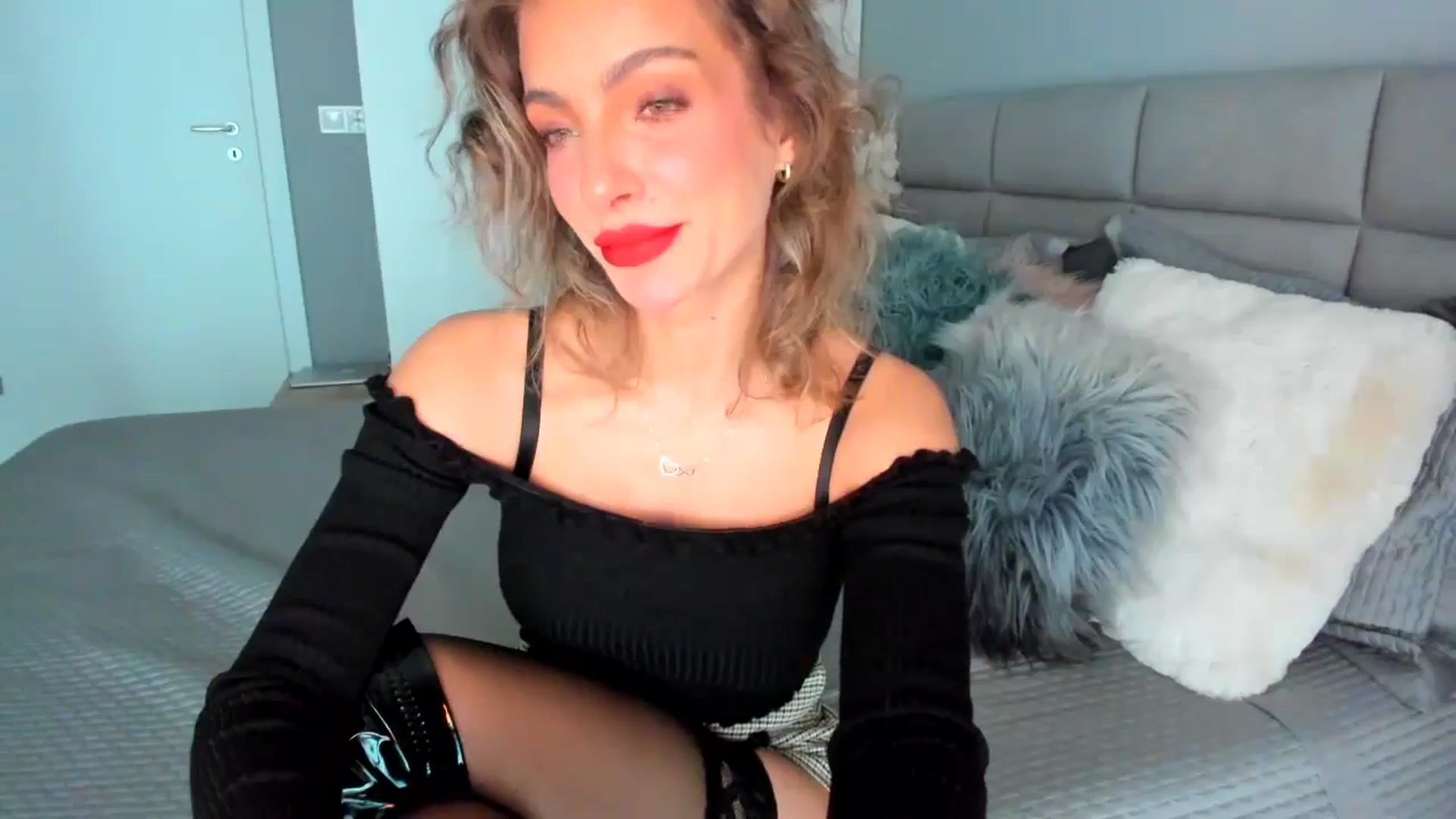 Gallery image thumbnail from EPIC_FU's myfreecams stream on, 01/04/2025, 16:05 image 7 of 20