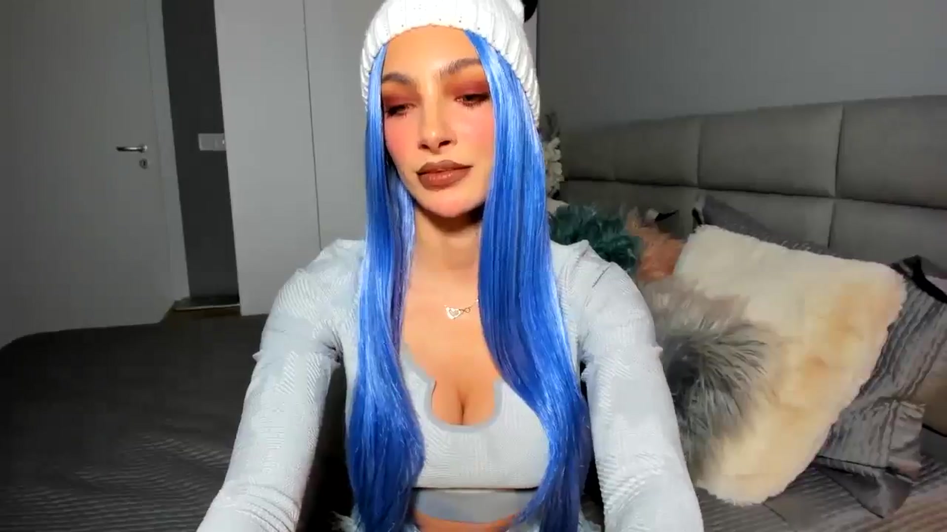 Gallery image thumbnail from EPIC_FU's myfreecams stream on, 01/08/2025, 16:38 image 10 of 20
