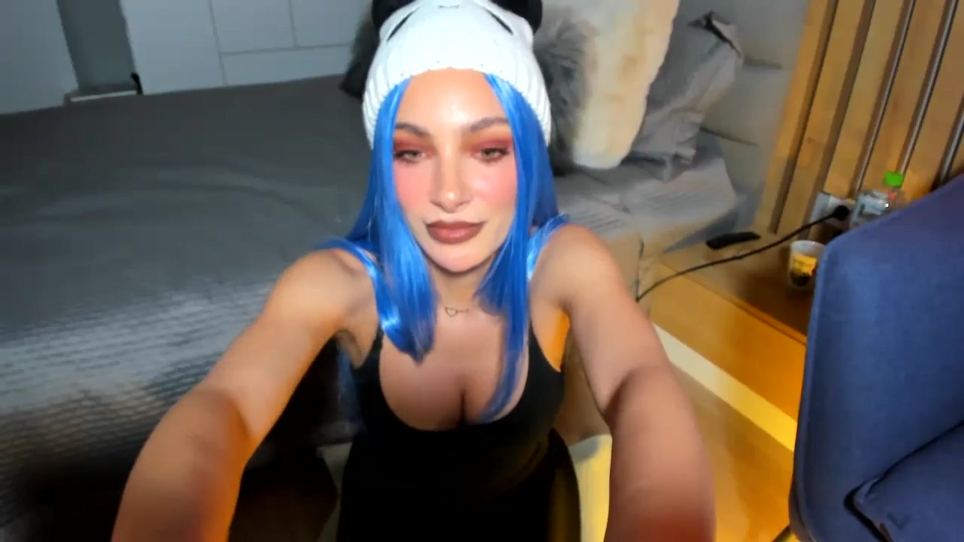 Gallery image thumbnail from EPIC_FU's myfreecams stream on, 01/09/2025, 17:53 image 15 of 20
