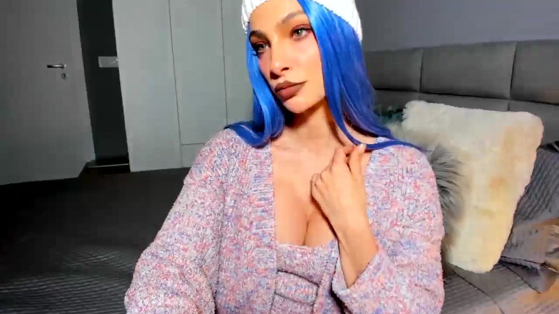 Gallery image thumbnail from EPIC_FU's myfreecams stream on, 01/11/2025, 16:28 image 18 of 20
