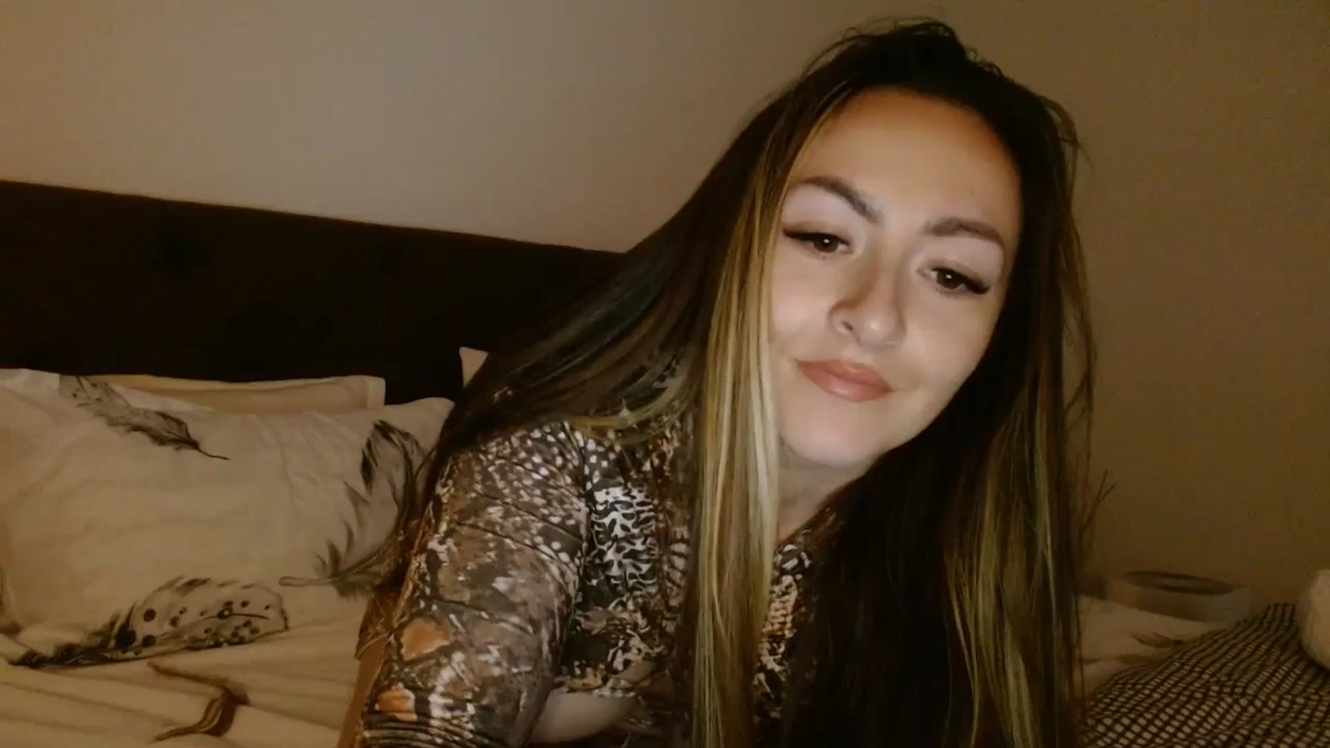 Gallery image thumbnail from EROS____'s myfreecams stream on, 09/19/2025, 13:57 image 19 of 20