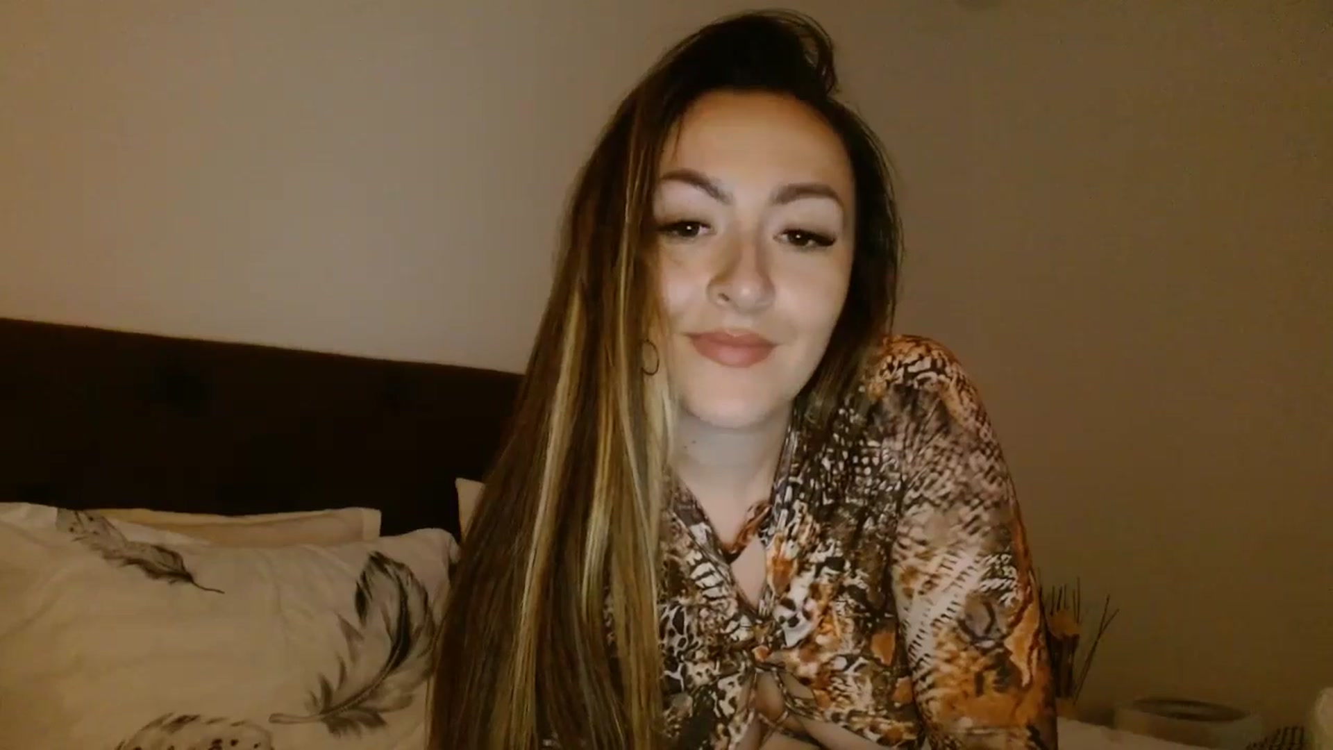 Gallery image thumbnail from EROS____'s myfreecams stream on, 09/19/2025, 13:57 image 20 of 20