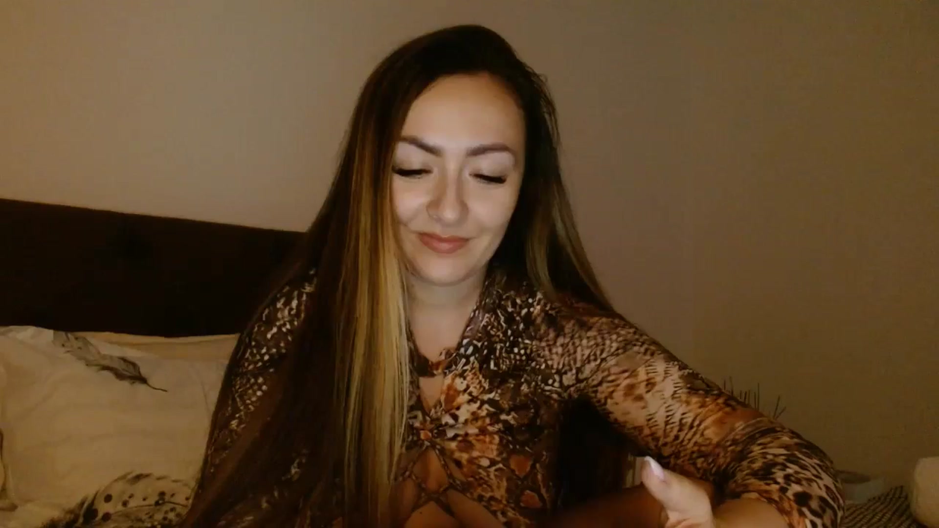 Gallery image thumbnail from EROS____'s myfreecams stream on, 09/19/2025, 13:57 image 4 of 20
