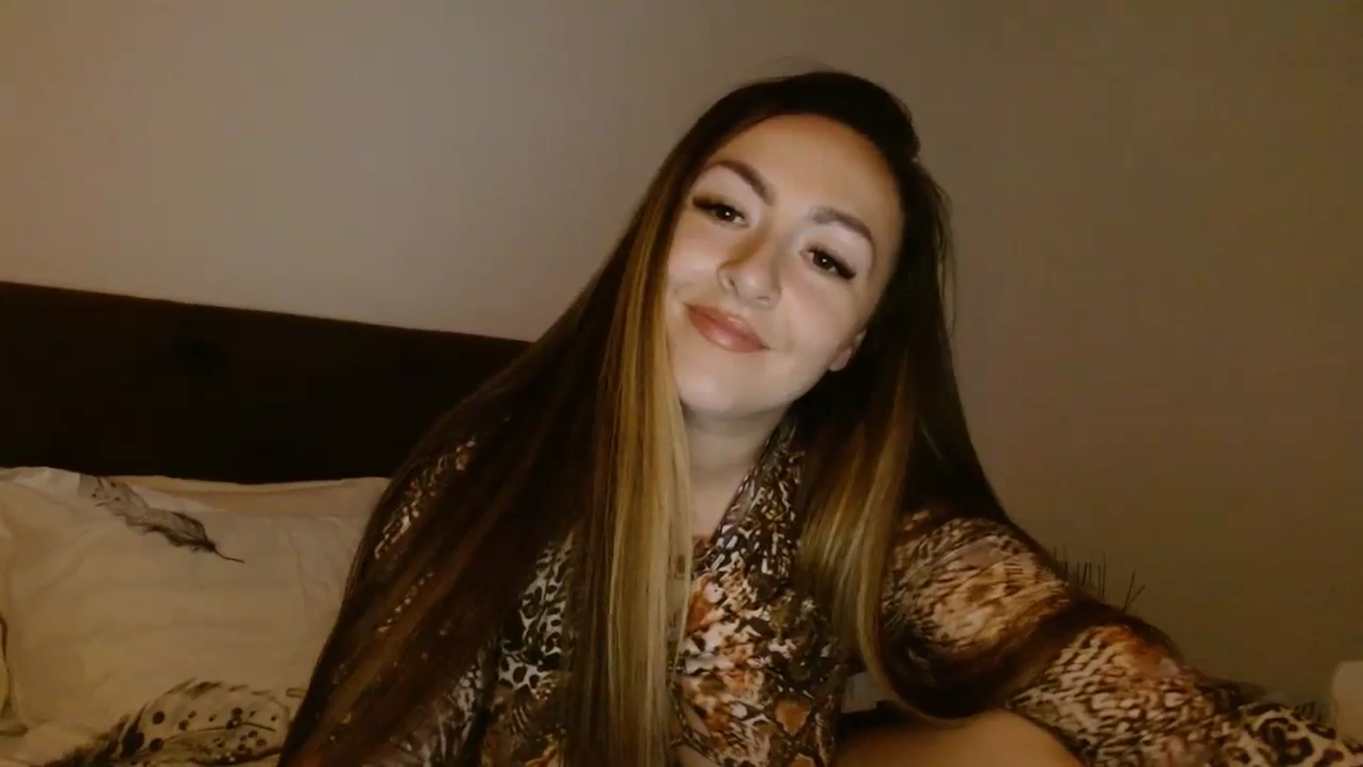 Gallery image thumbnail from EROS____'s myfreecams stream on, 09/19/2025, 13:57 image 7 of 20