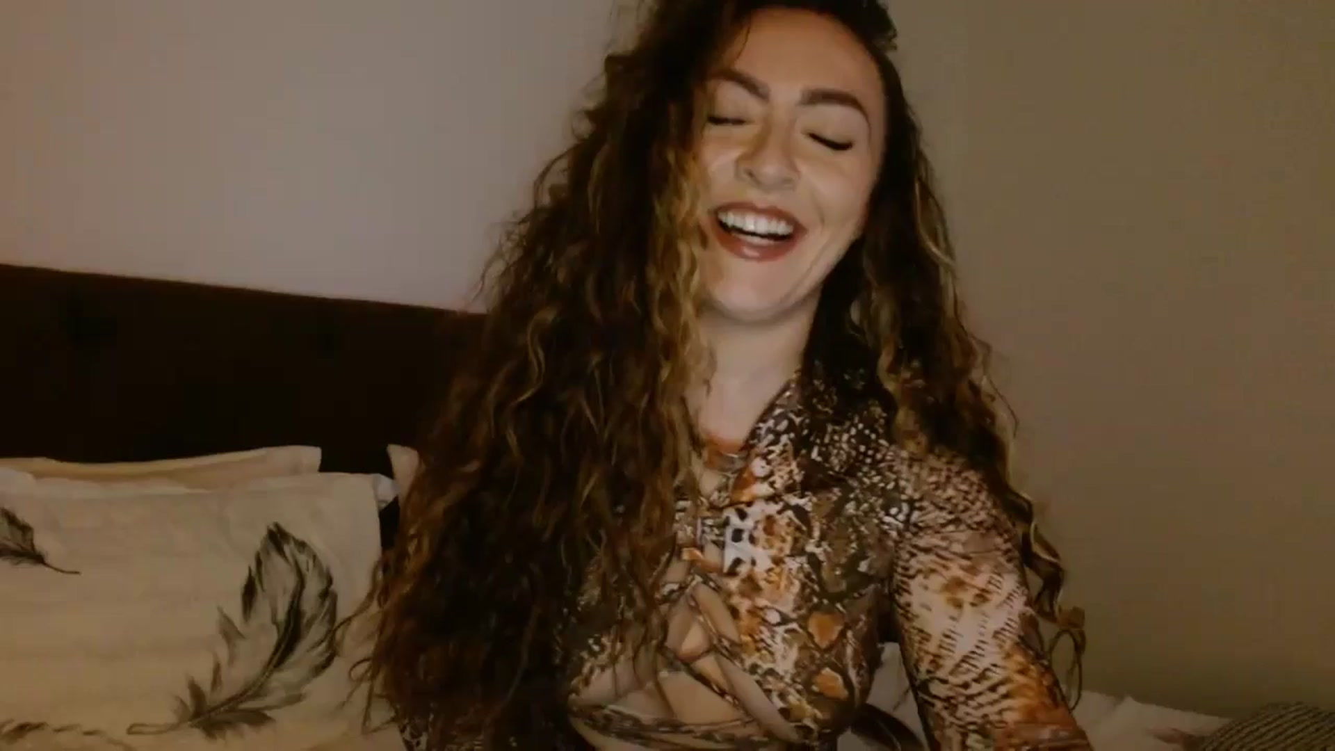 Gallery image thumbnail from EROS____'s myfreecams stream on, 09/27/2025, 12:04 image 5 of 20