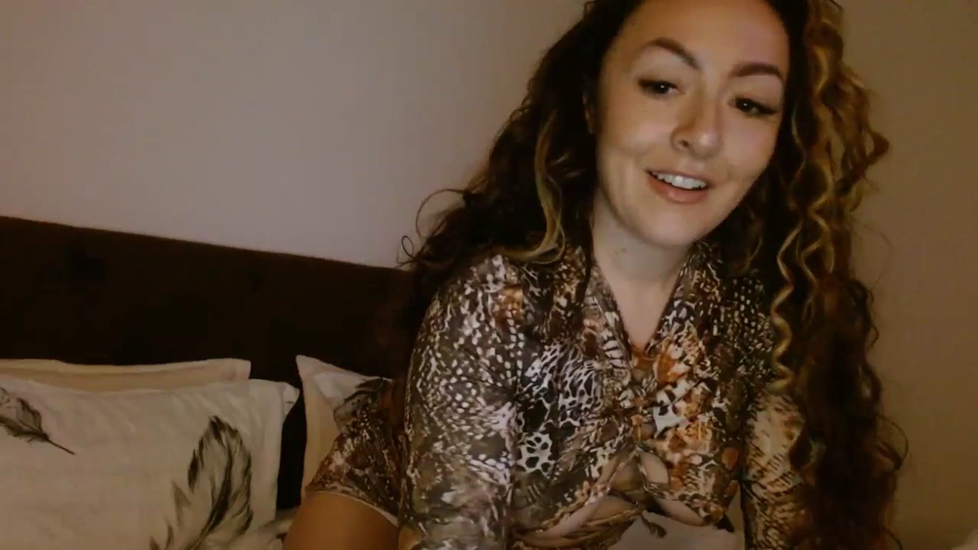 Gallery image thumbnail from EROS____'s myfreecams stream on, 09/28/2025, 13:23 image 9 of 20