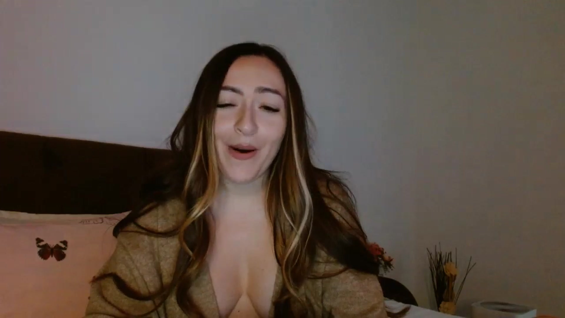 Gallery image thumbnail from EROS____'s myfreecams stream on, 11/02/2025, 11:41 image 4 of 20
