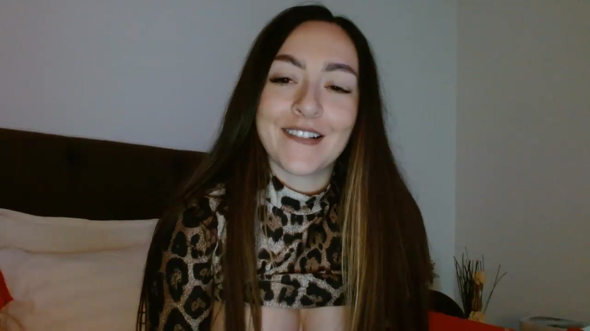 Gallery image thumbnail from EROS____'s myfreecams stream on, 04/19/2026, 10:09 image 10 of 20