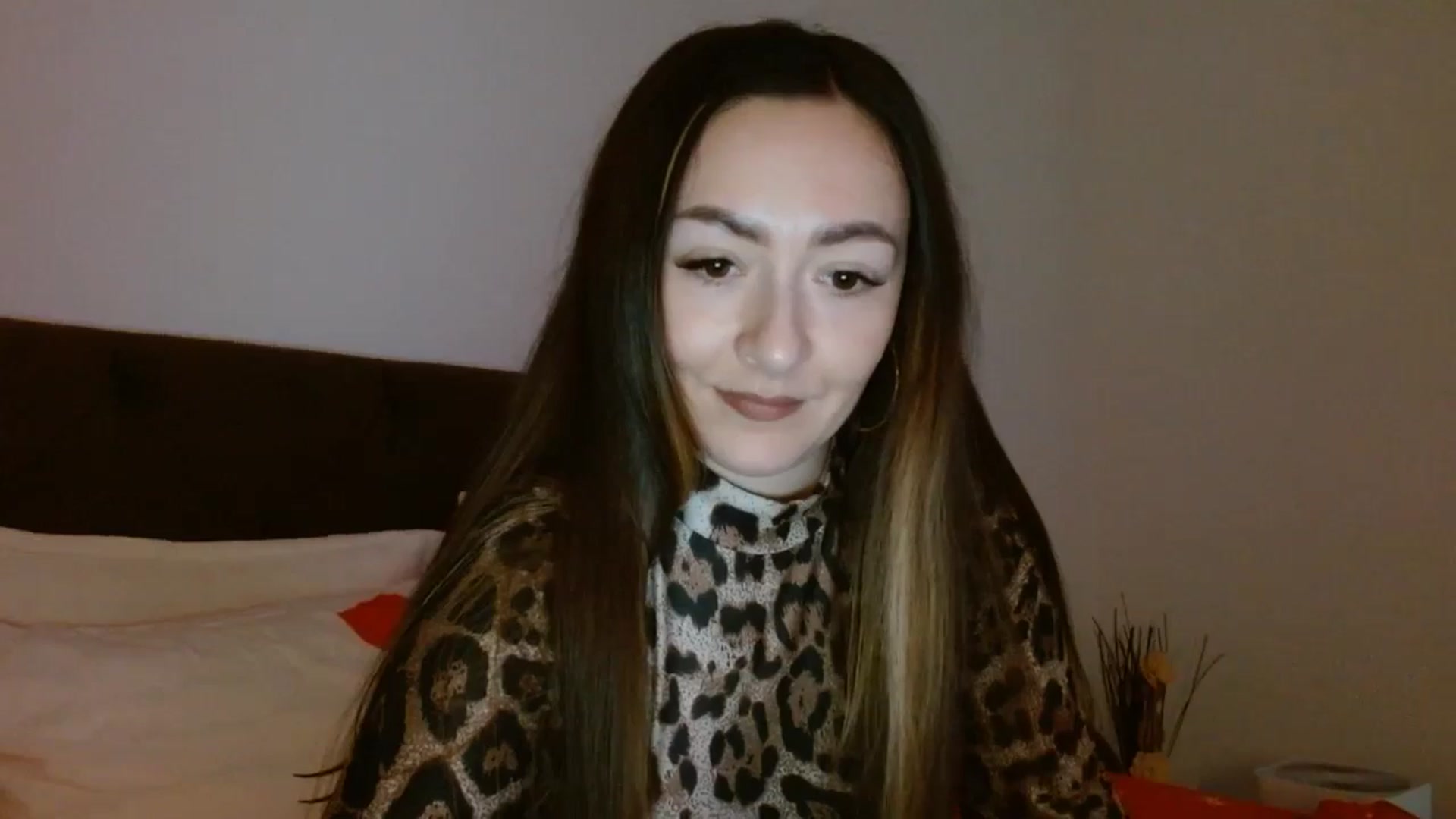 Gallery image thumbnail from EROS____'s myfreecams stream on, 04/19/2026, 10:51 image 12 of 20
