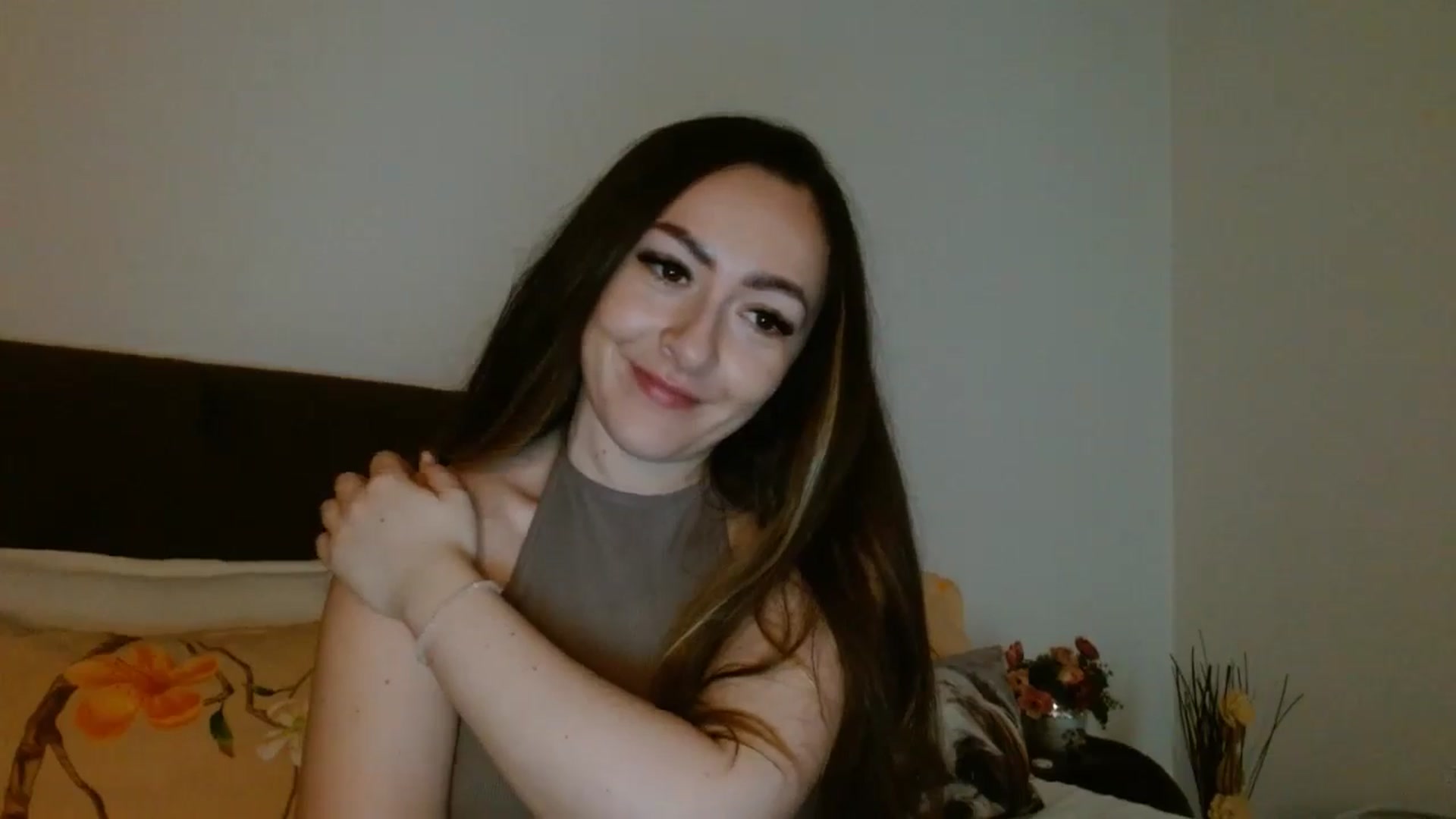 Gallery image thumbnail from EROS____'s myfreecams stream on, 04/25/2026, 12:22 image 4 of 20