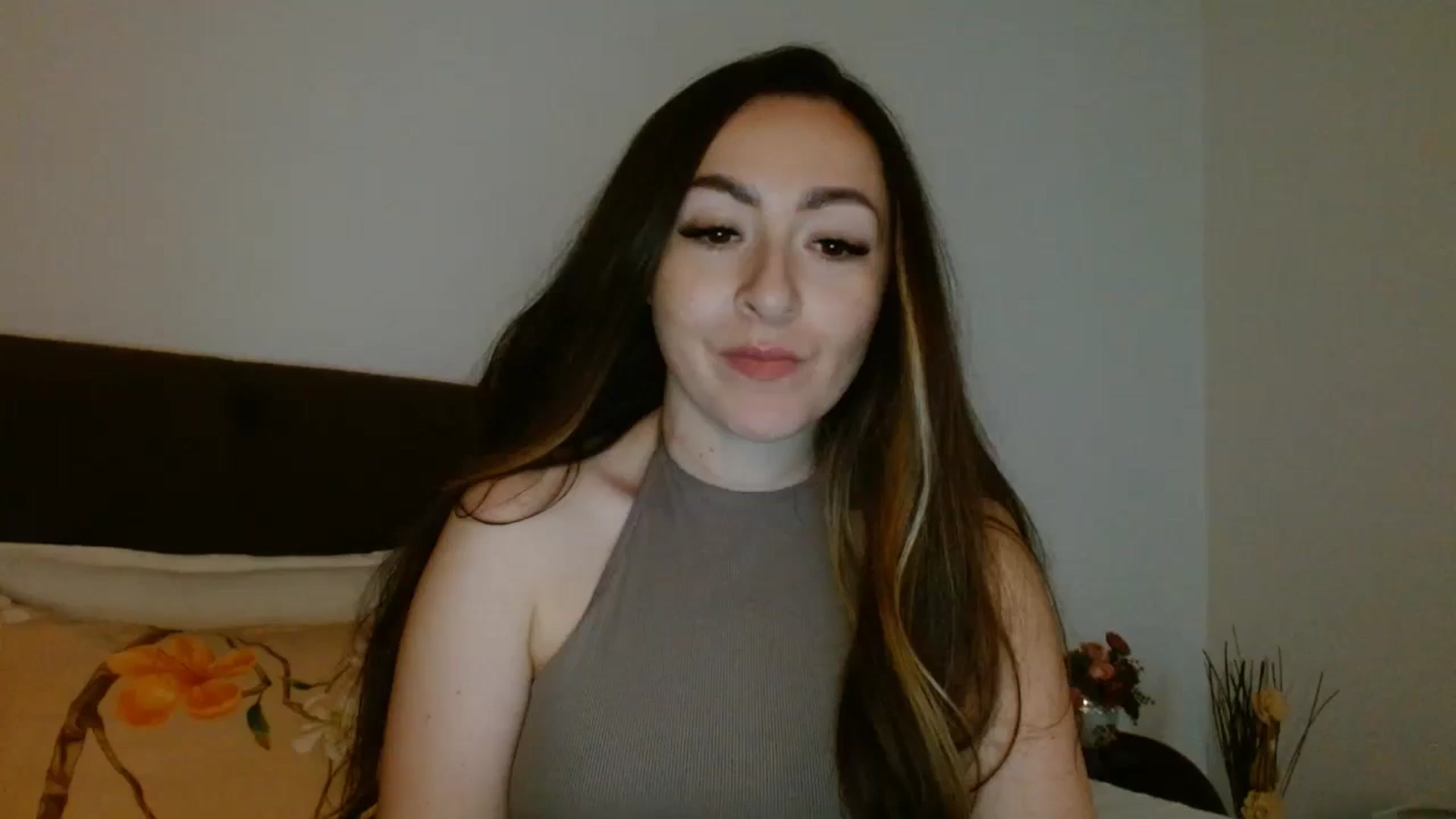 Gallery image thumbnail from EROS____'s myfreecams stream on, 04/25/2026, 12:22 image 1 of 20