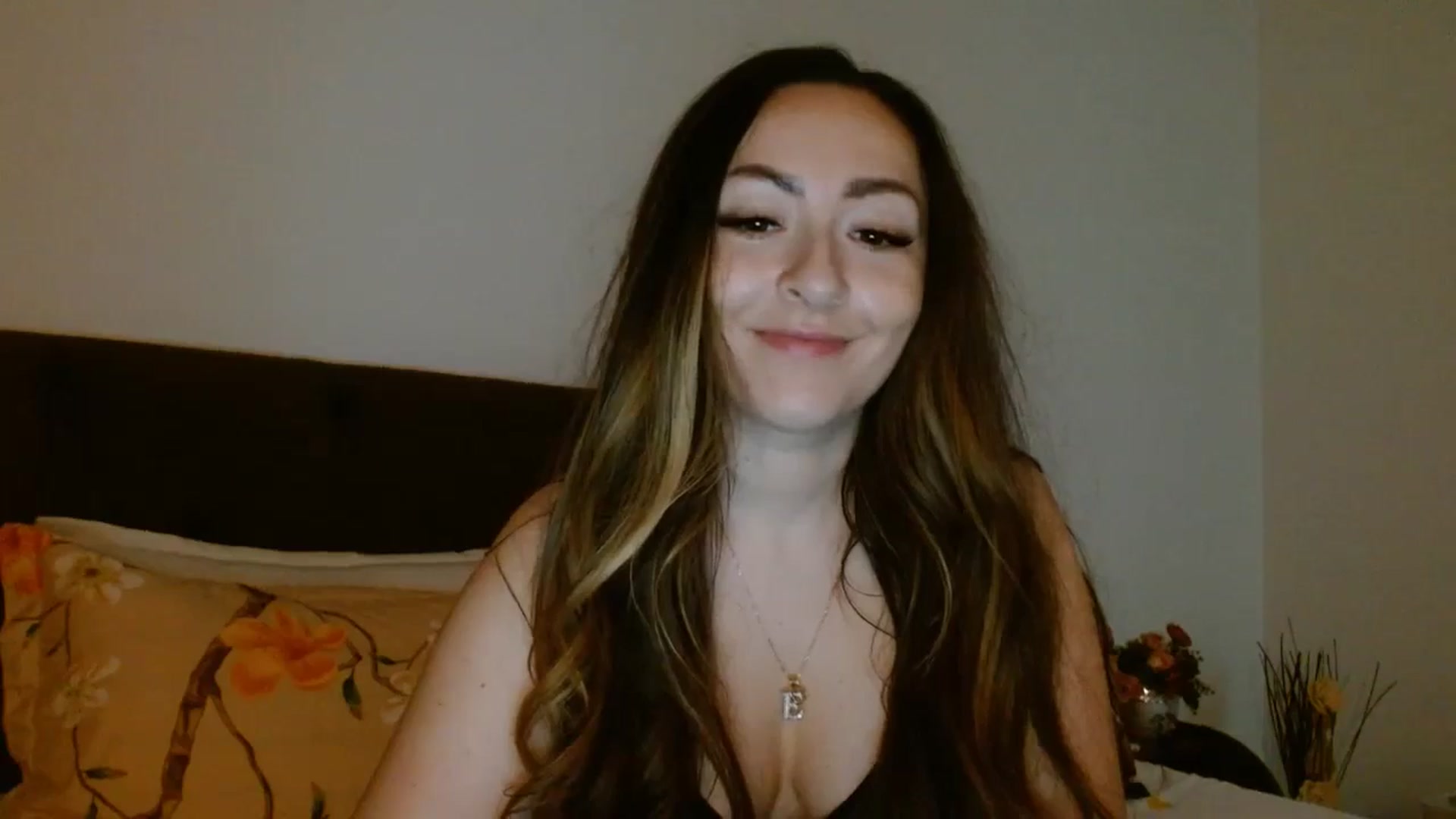 Gallery image thumbnail from EROS____'s myfreecams stream on, 04/26/2026, 12:04 image 18 of 20