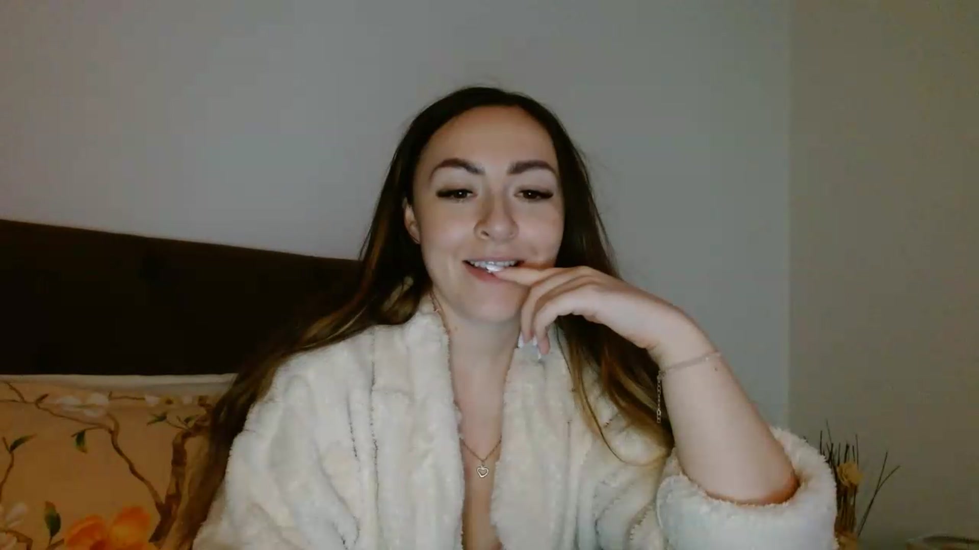 Gallery image thumbnail from EROS____'s myfreecams stream on, 05/02/2026, 14:18 image 20 of 20