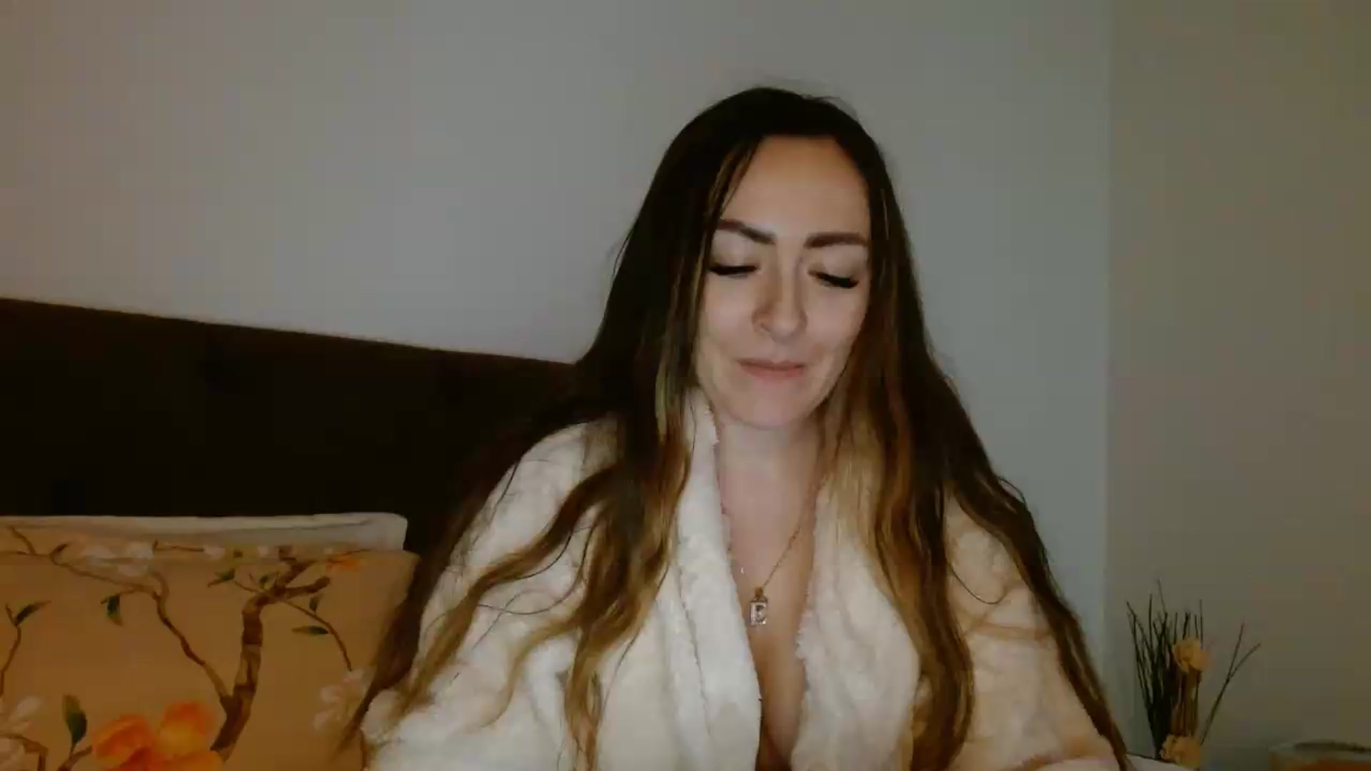 Gallery image thumbnail from EROS____'s myfreecams stream on, 05/02/2026, 14:18 image 5 of 20