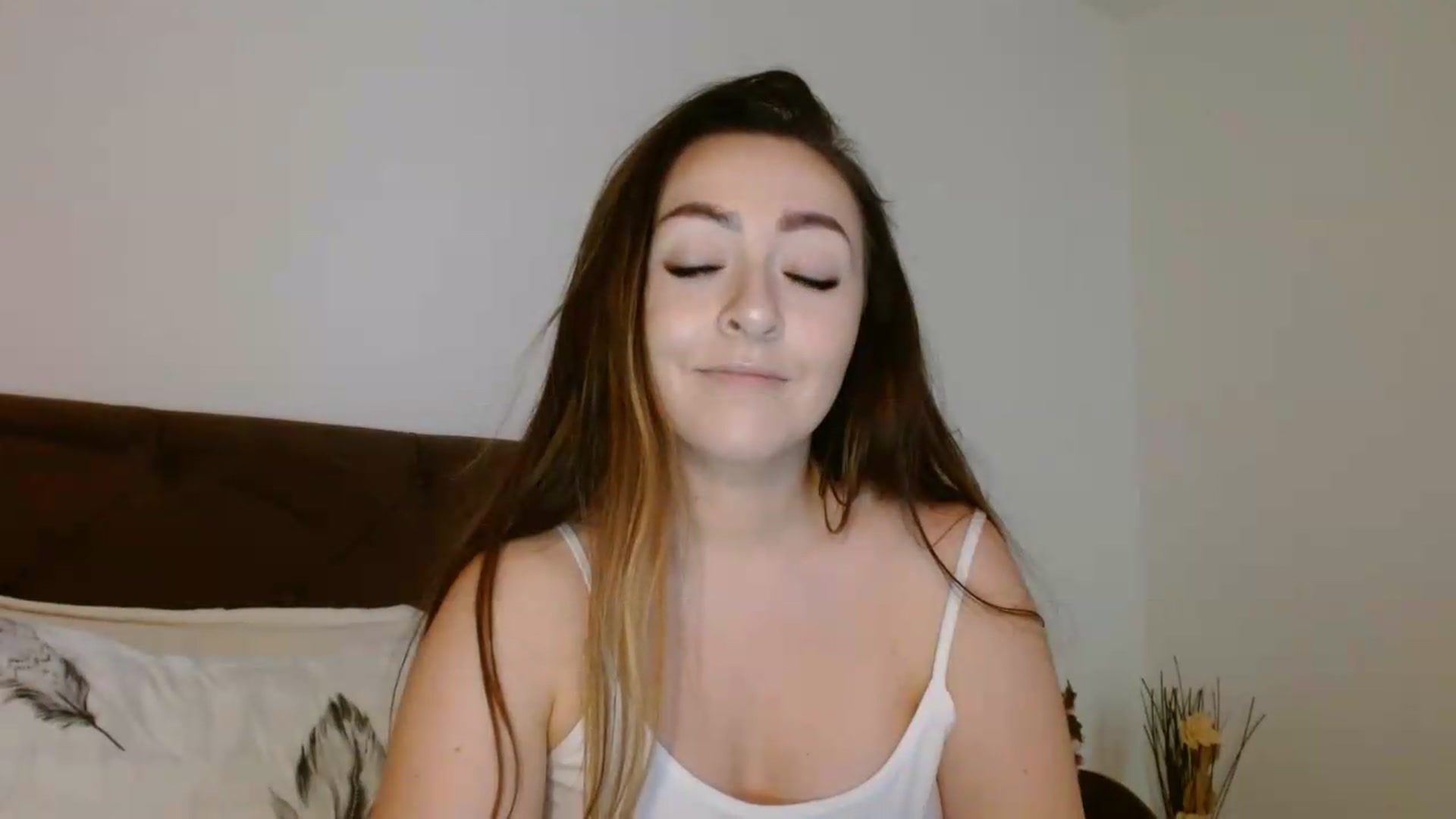 Gallery image thumbnail from EROS____'s myfreecams stream on, 06/07/2026, 08:20 image 5 of 20