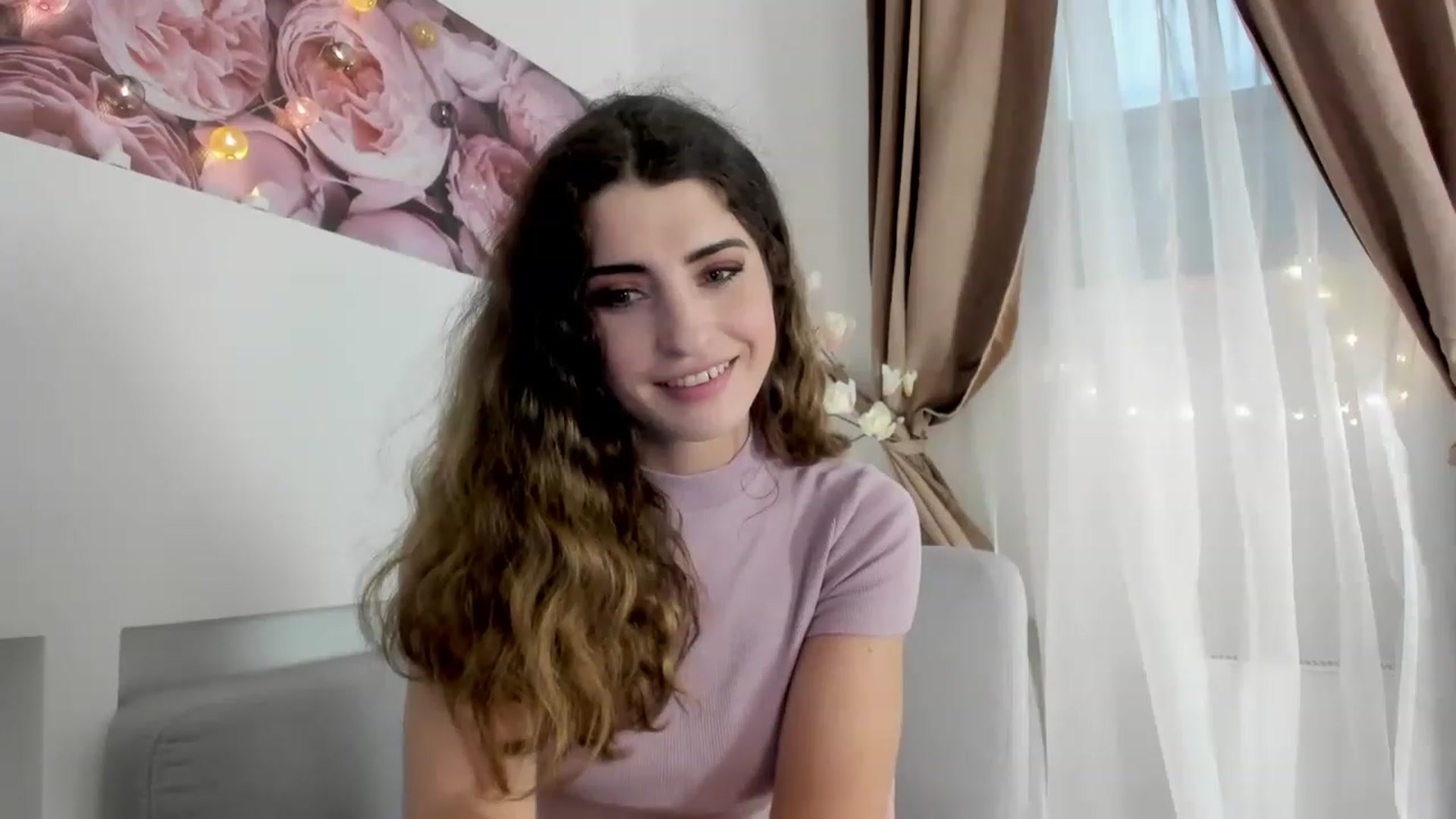 Gallery image thumbnail from EVA__LOVIA_'s myfreecams stream on, 11/16/2022, 10:41 image 20 of 20
