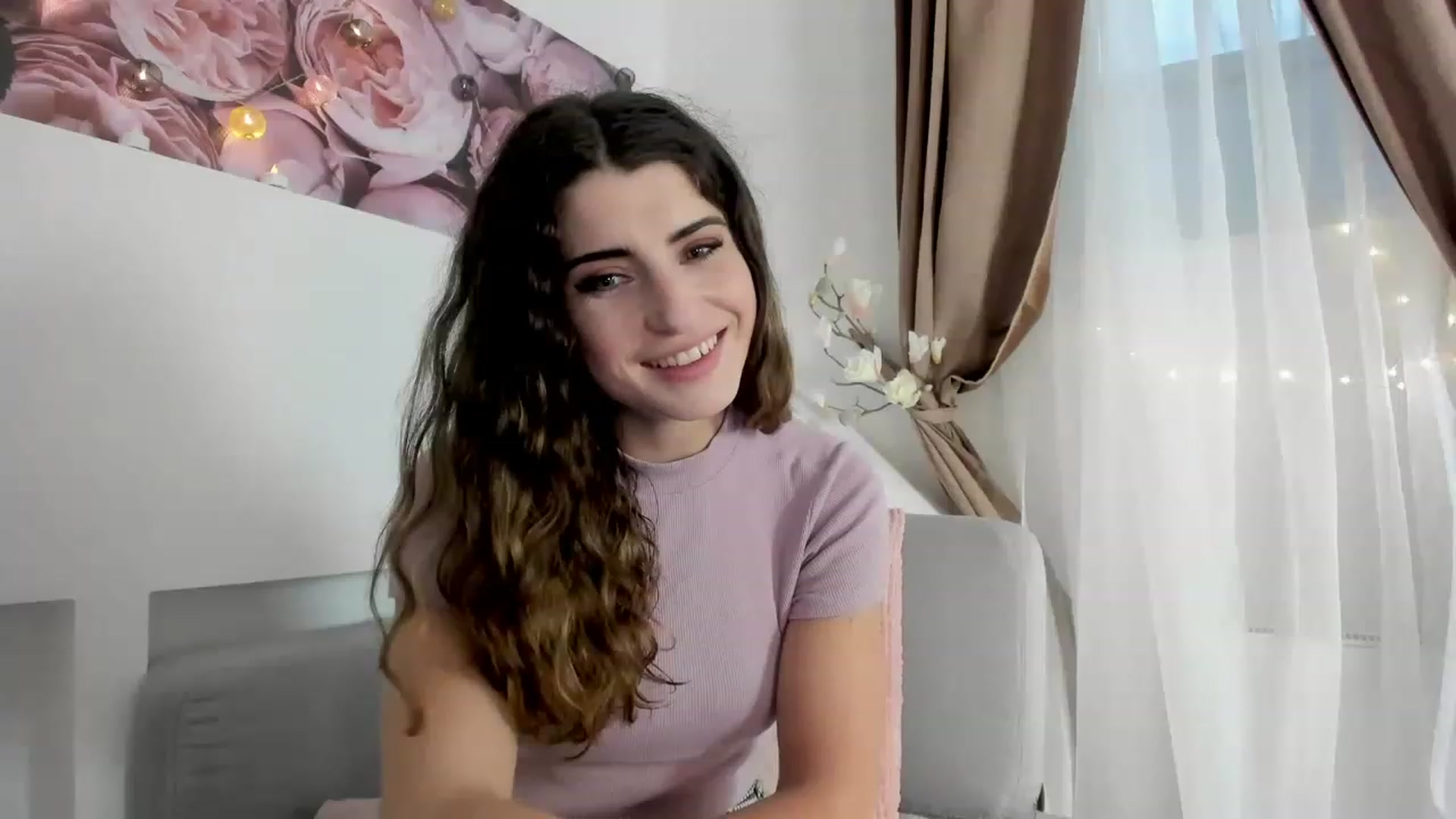 Gallery image thumbnail from EVA__LOVIA_'s myfreecams stream on, 11/16/2022, 11:08 image 14 of 20