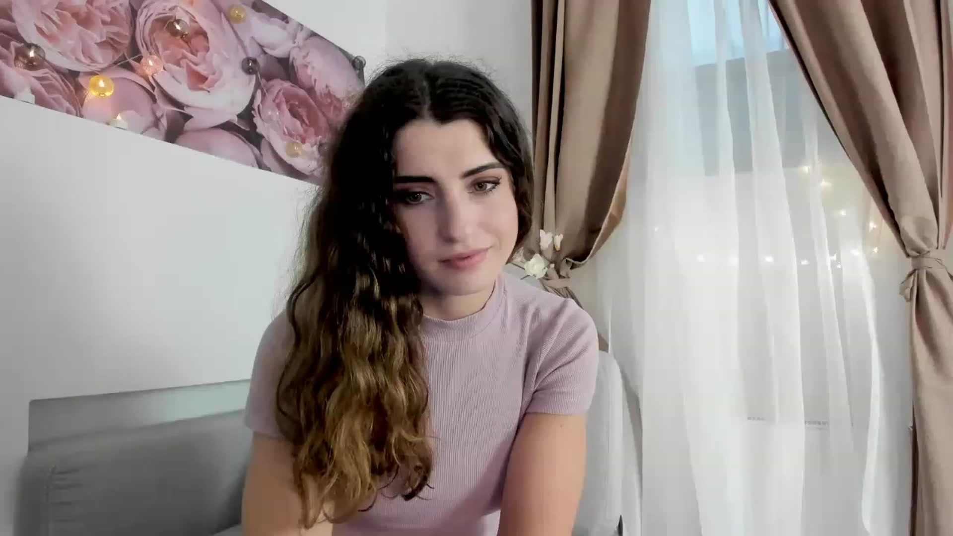 Gallery image thumbnail from EVA__LOVIA_'s myfreecams stream on, 11/16/2022, 11:36 image 5 of 20