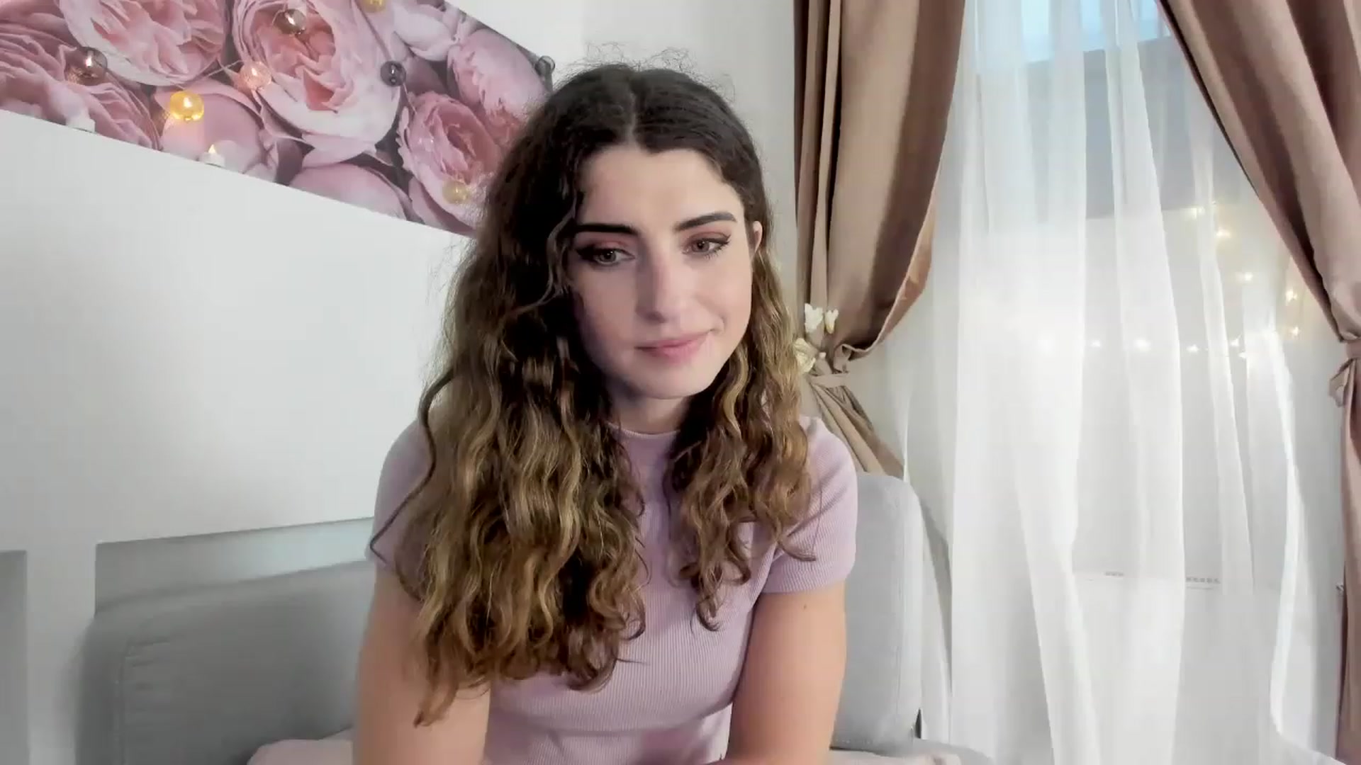 Gallery image thumbnail from EVA__LOVIA_'s myfreecams stream on, 11/16/2022, 12:34 image 10 of 20