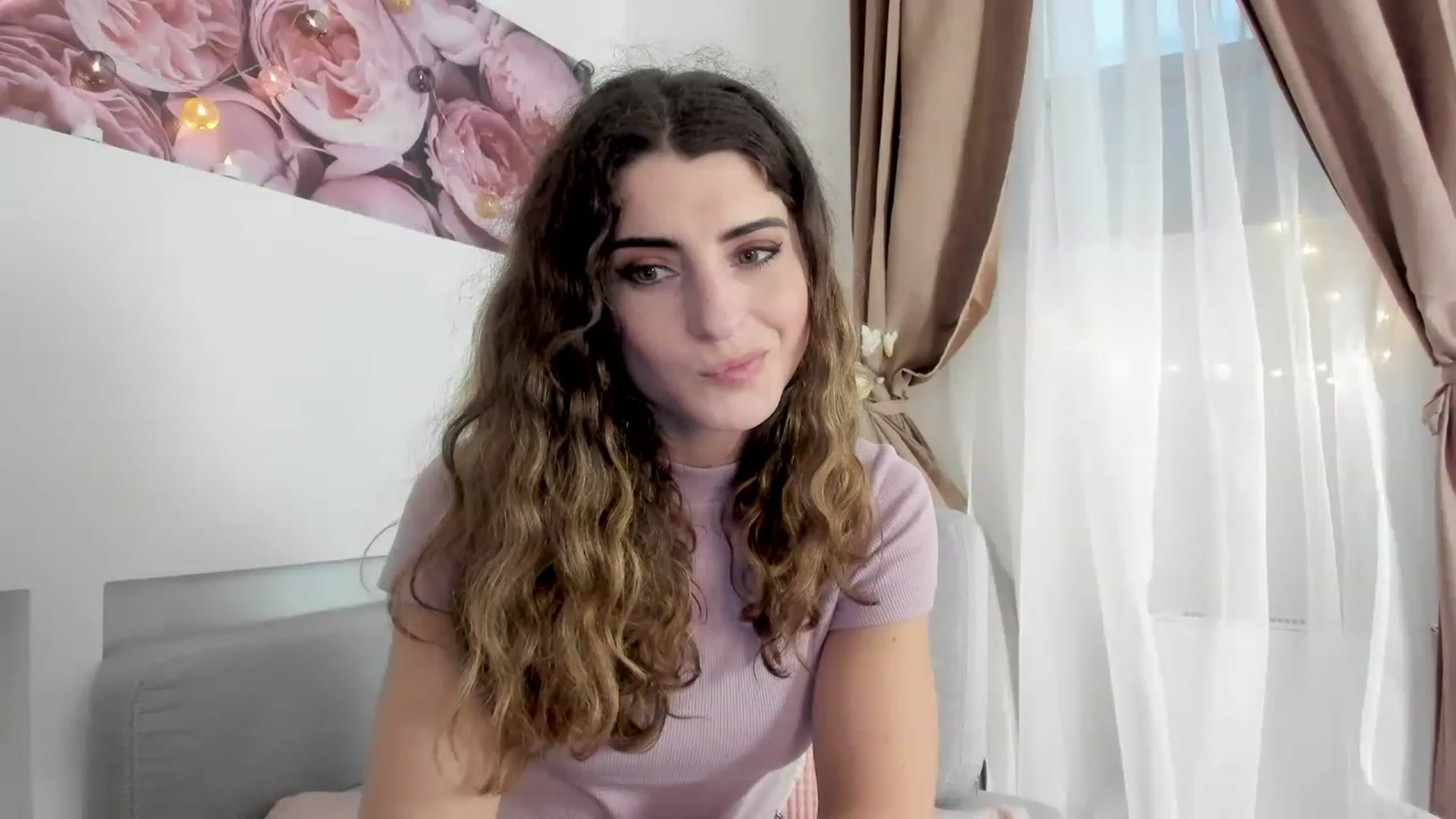 Gallery image thumbnail from EVA__LOVIA_'s myfreecams stream on, 11/16/2022, 12:34 image 8 of 20
