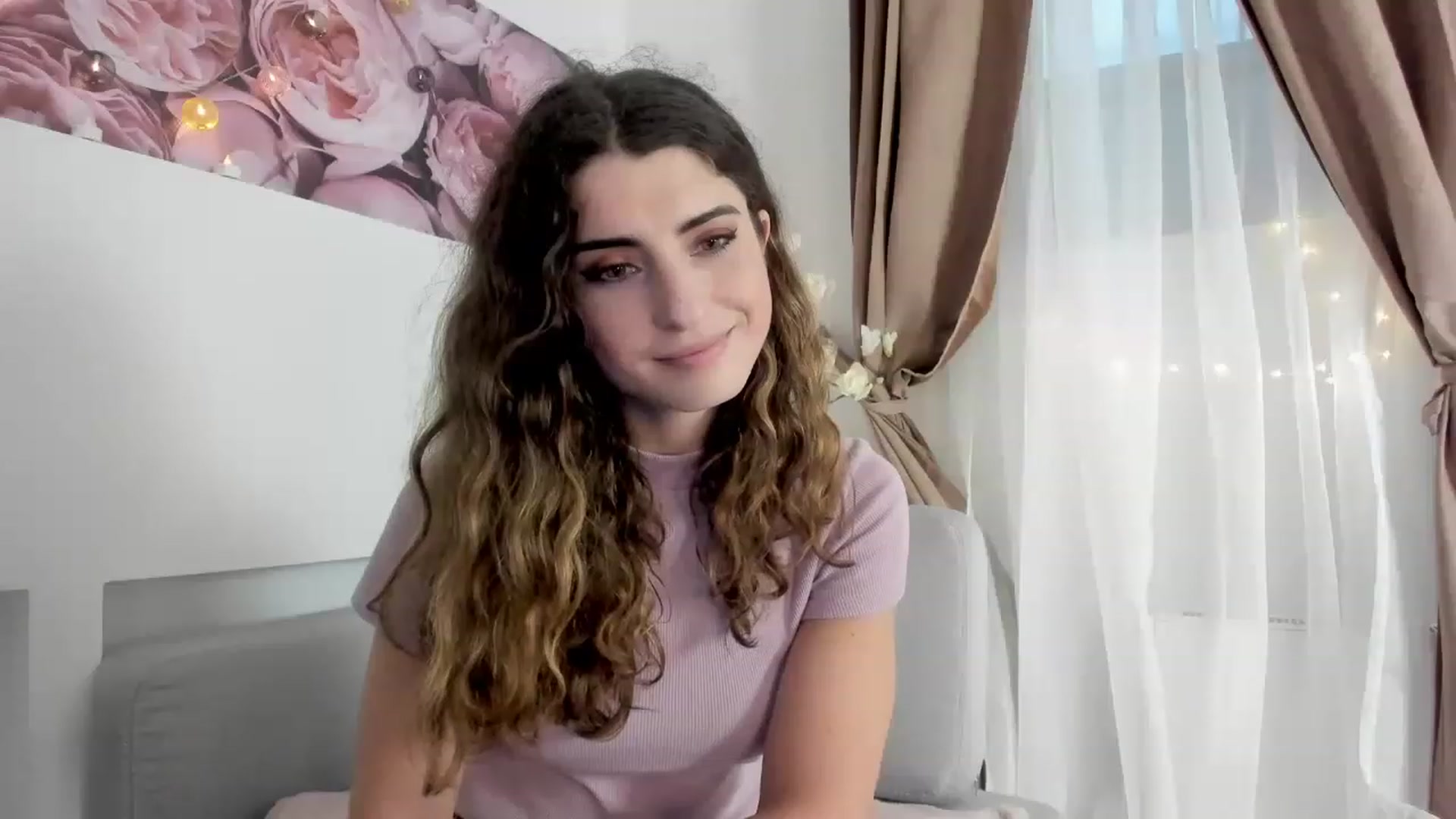Gallery image thumbnail from EVA__LOVIA_'s myfreecams stream on, 11/16/2022, 12:34 image 11 of 20