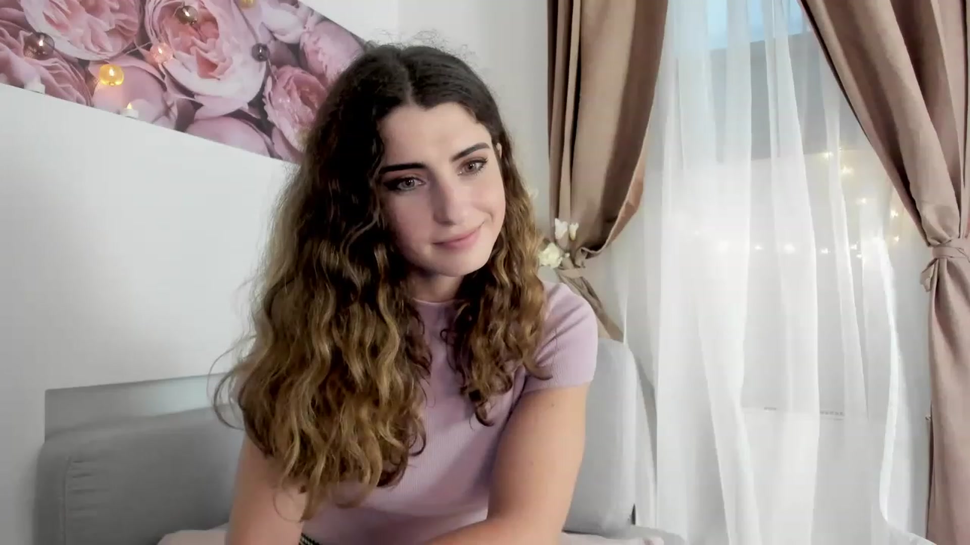 Gallery image thumbnail from EVA__LOVIA_'s myfreecams stream on, 11/16/2022, 12:34 image 19 of 20