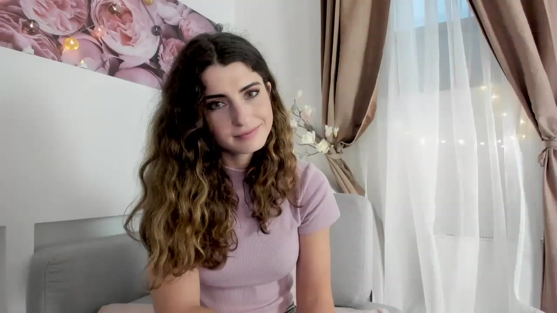 Gallery image thumbnail from EVA__LOVIA_'s myfreecams stream on, 11/16/2022, 12:34 image 15 of 20