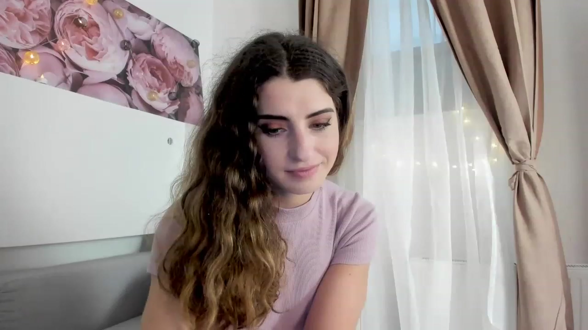Gallery image thumbnail from EVA__LOVIA_'s myfreecams stream on, 11/16/2022, 13:44 image 11 of 20