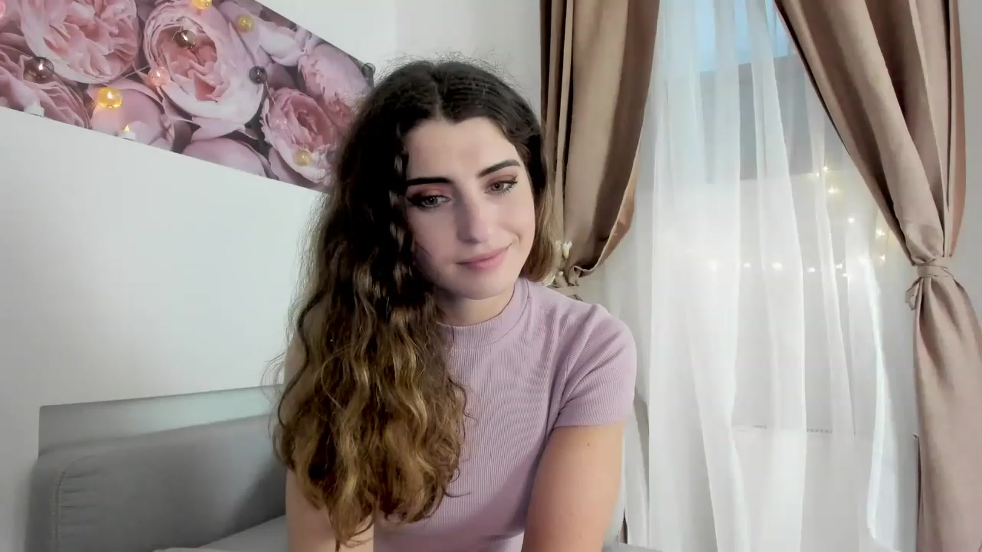 Gallery image thumbnail from EVA__LOVIA_'s myfreecams stream on, 11/16/2022, 13:44 image 17 of 20