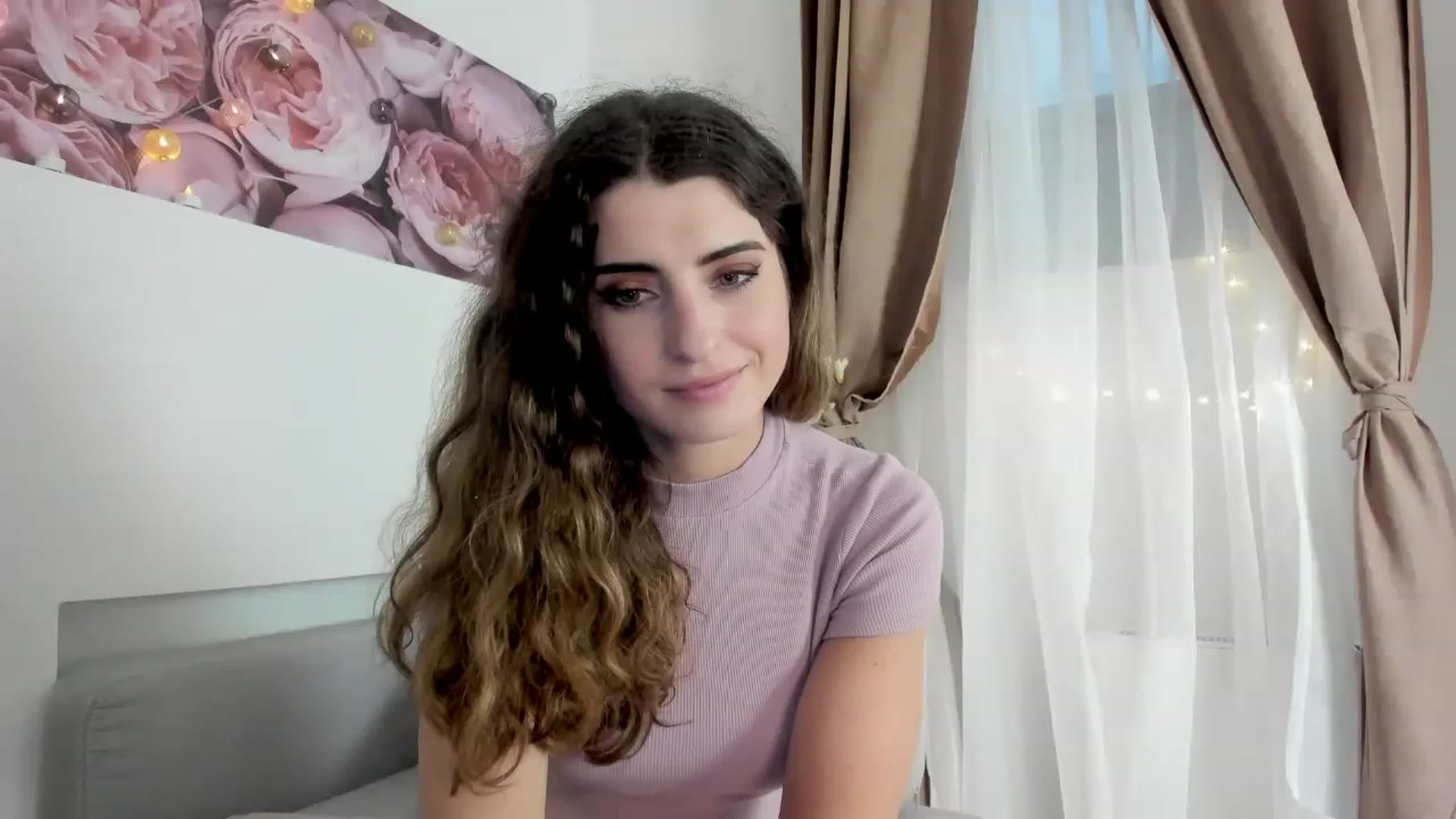 Gallery image thumbnail from EVA__LOVIA_'s myfreecams stream on, 11/16/2022, 13:44 image 18 of 20