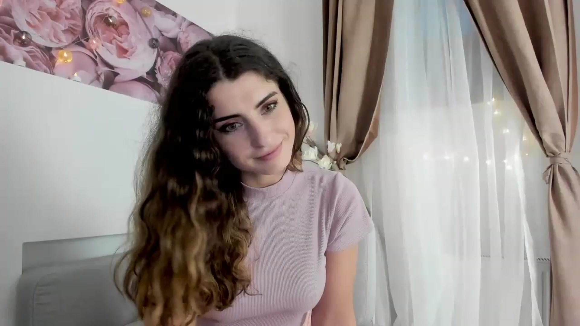 Gallery image thumbnail from EVA__LOVIA_'s myfreecams stream on, 11/16/2022, 14:35 image 17 of 20