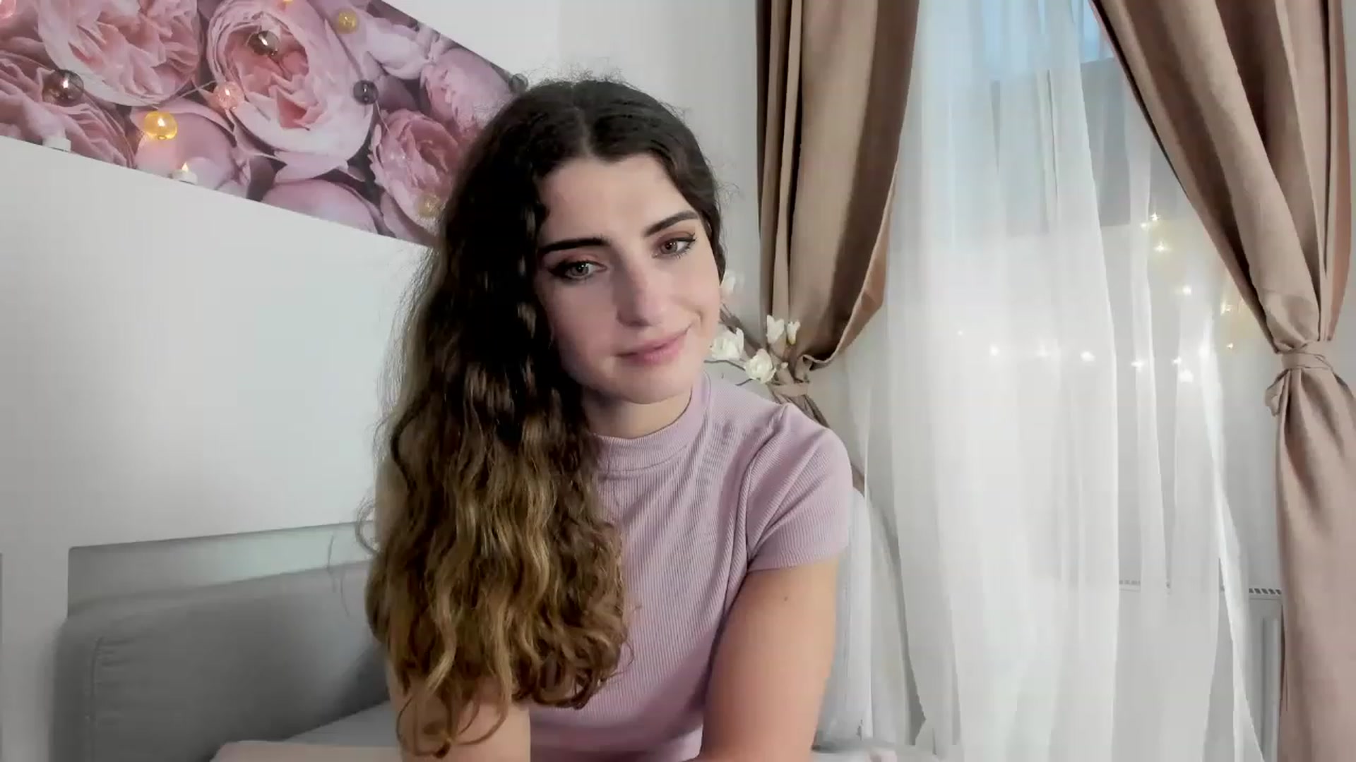 Gallery image thumbnail from EVA__LOVIA_'s myfreecams stream on, 11/16/2022, 14:35 image 2 of 20