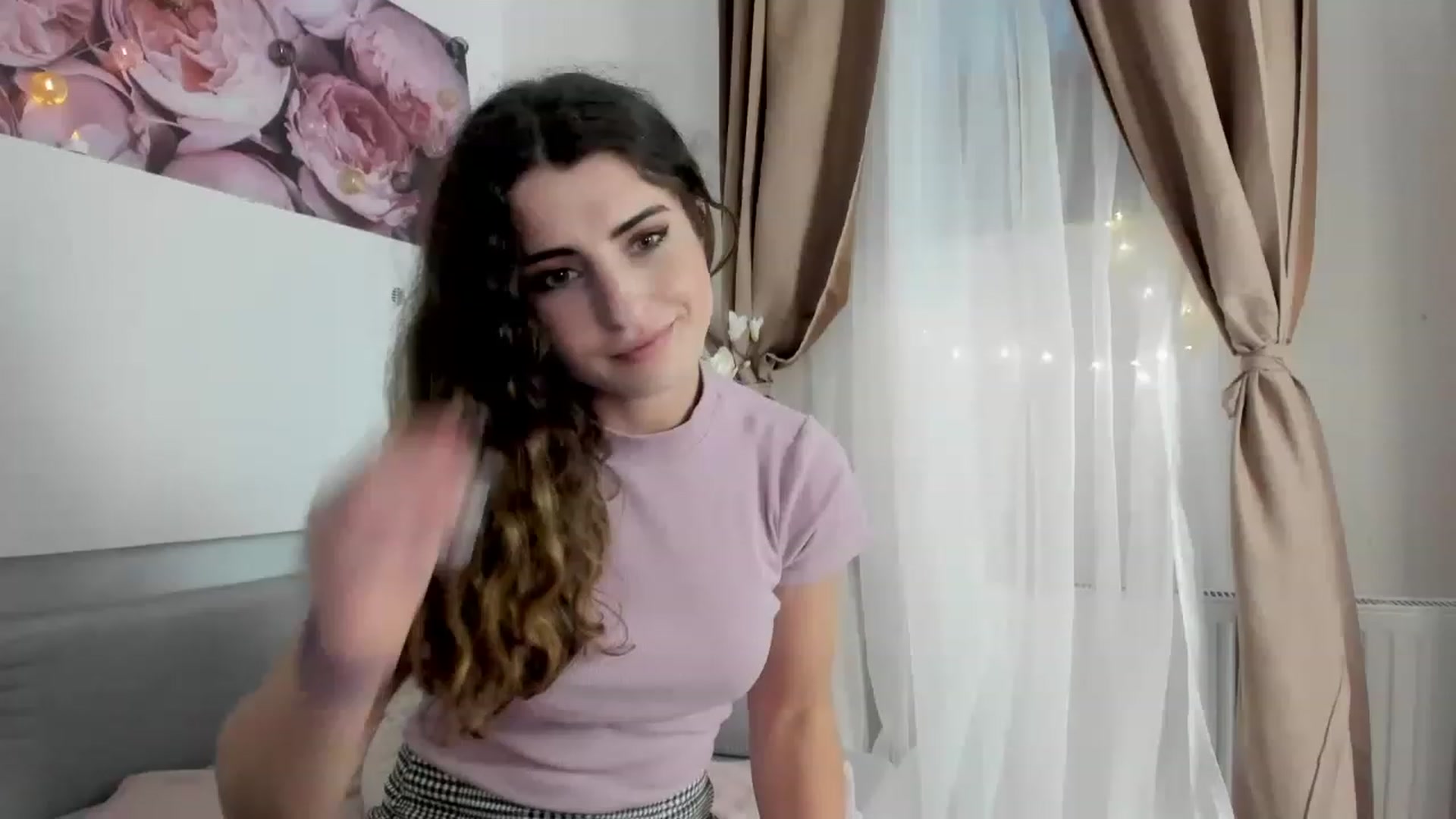 Gallery image thumbnail from EVA__LOVIA_'s myfreecams stream on, 11/16/2022, 14:35 image 13 of 20