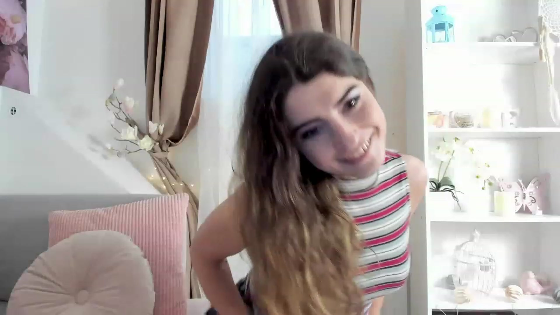 Gallery image thumbnail from EVA__LOVIA_'s myfreecams stream on, 11/19/2022, 10:09 image 6 of 20