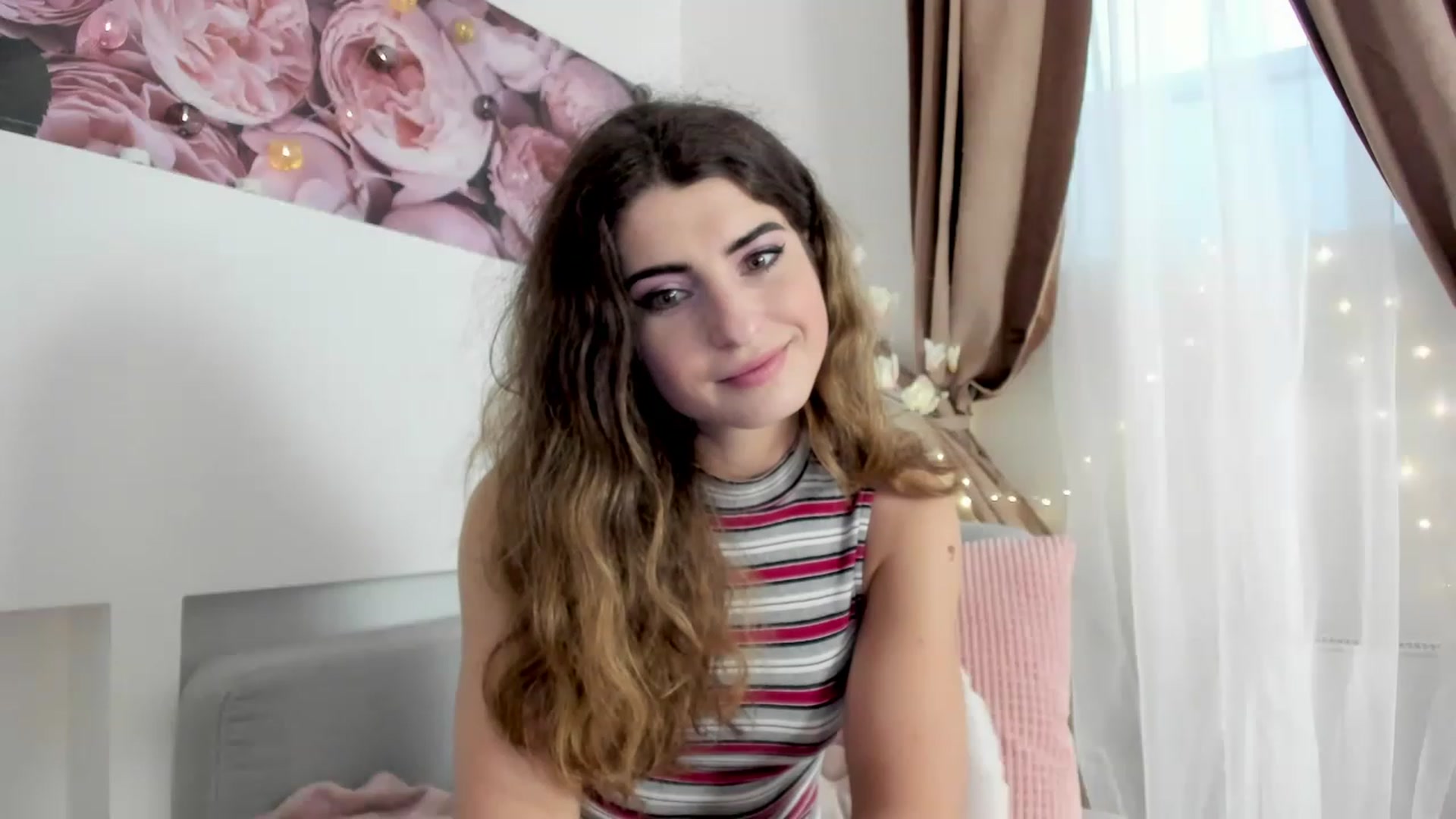 Gallery image thumbnail from EVA__LOVIA_'s myfreecams stream on, 11/19/2022, 10:09 image 15 of 20