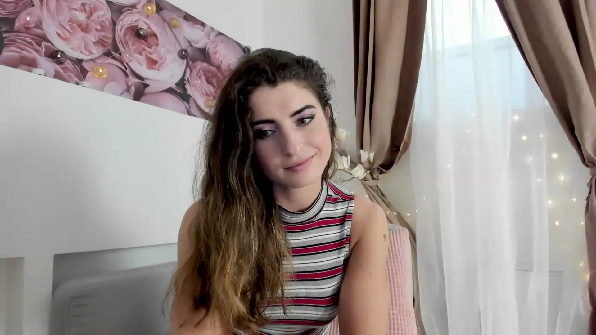 Gallery image thumbnail from EVA__LOVIA_'s myfreecams stream on, 11/19/2022, 12:03 image 17 of 20