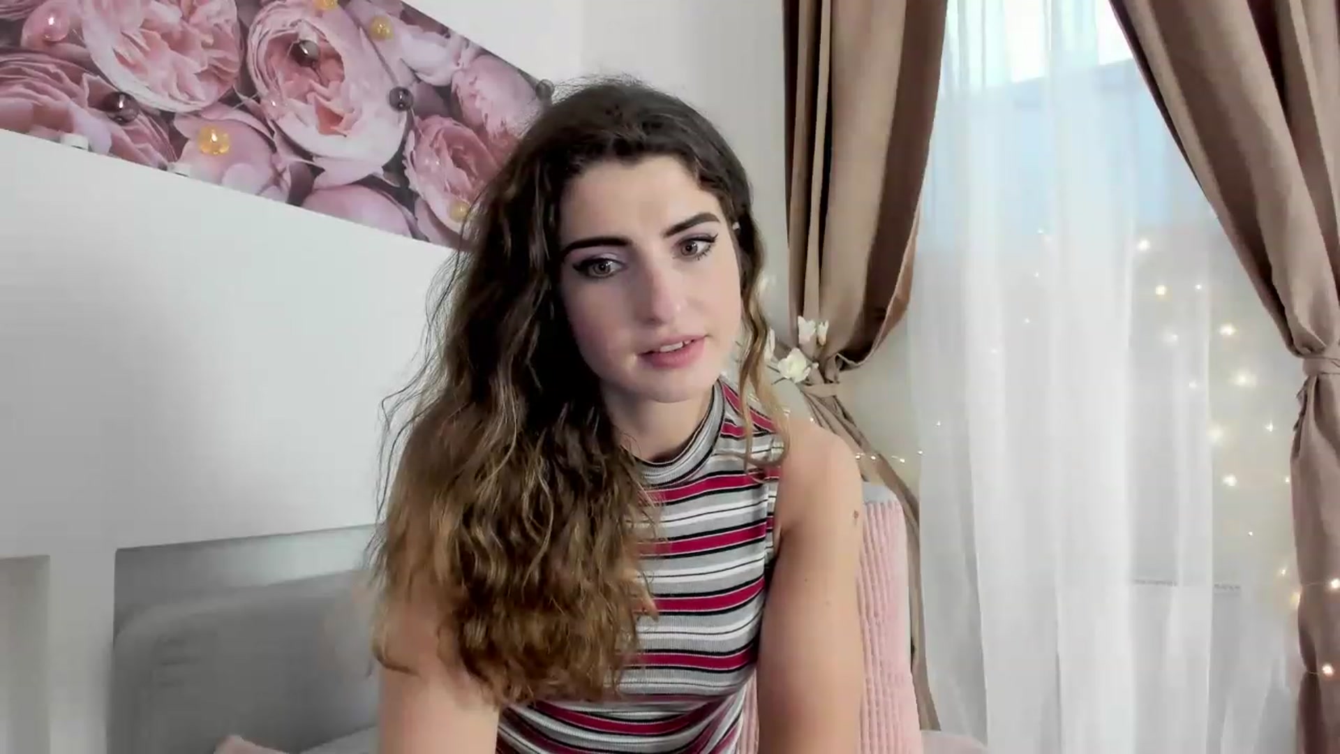 Gallery image thumbnail from EVA__LOVIA_'s myfreecams stream on, 11/19/2022, 12:43 image 17 of 20