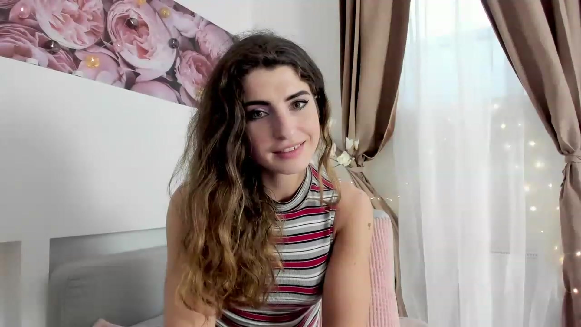 Gallery image thumbnail from EVA__LOVIA_'s myfreecams stream on, 11/19/2022, 12:43 image 20 of 20