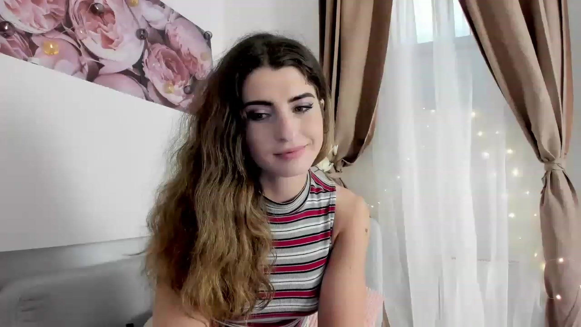 Gallery image thumbnail from EVA__LOVIA_'s myfreecams stream on, 11/19/2022, 14:21 image 4 of 20