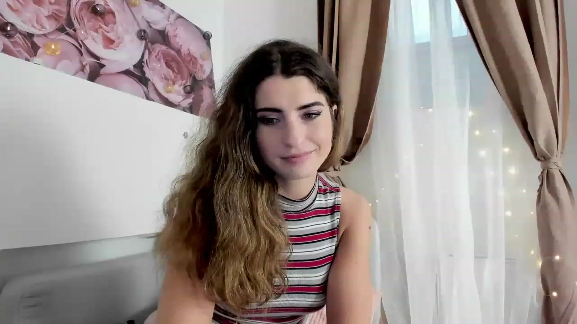 Gallery image thumbnail from EVA__LOVIA_'s myfreecams stream on, 11/19/2022, 14:21 image 11 of 20