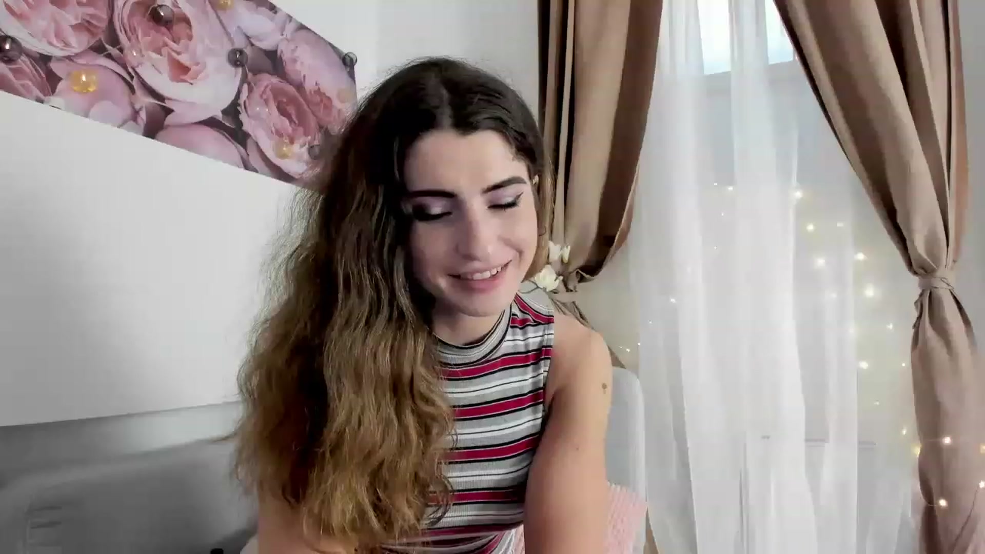 Gallery image thumbnail from EVA__LOVIA_'s myfreecams stream on, 11/19/2022, 14:21 image 7 of 20