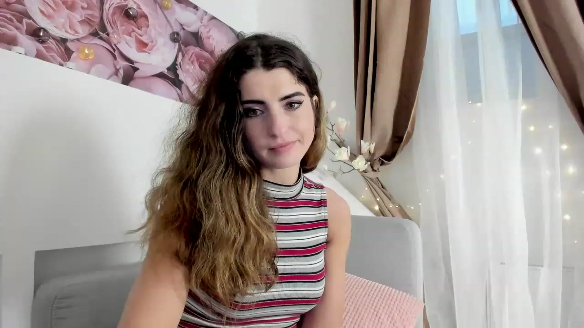 Gallery image thumbnail from EVA__LOVIA_'s myfreecams stream on, 11/19/2022, 14:21 image 20 of 20