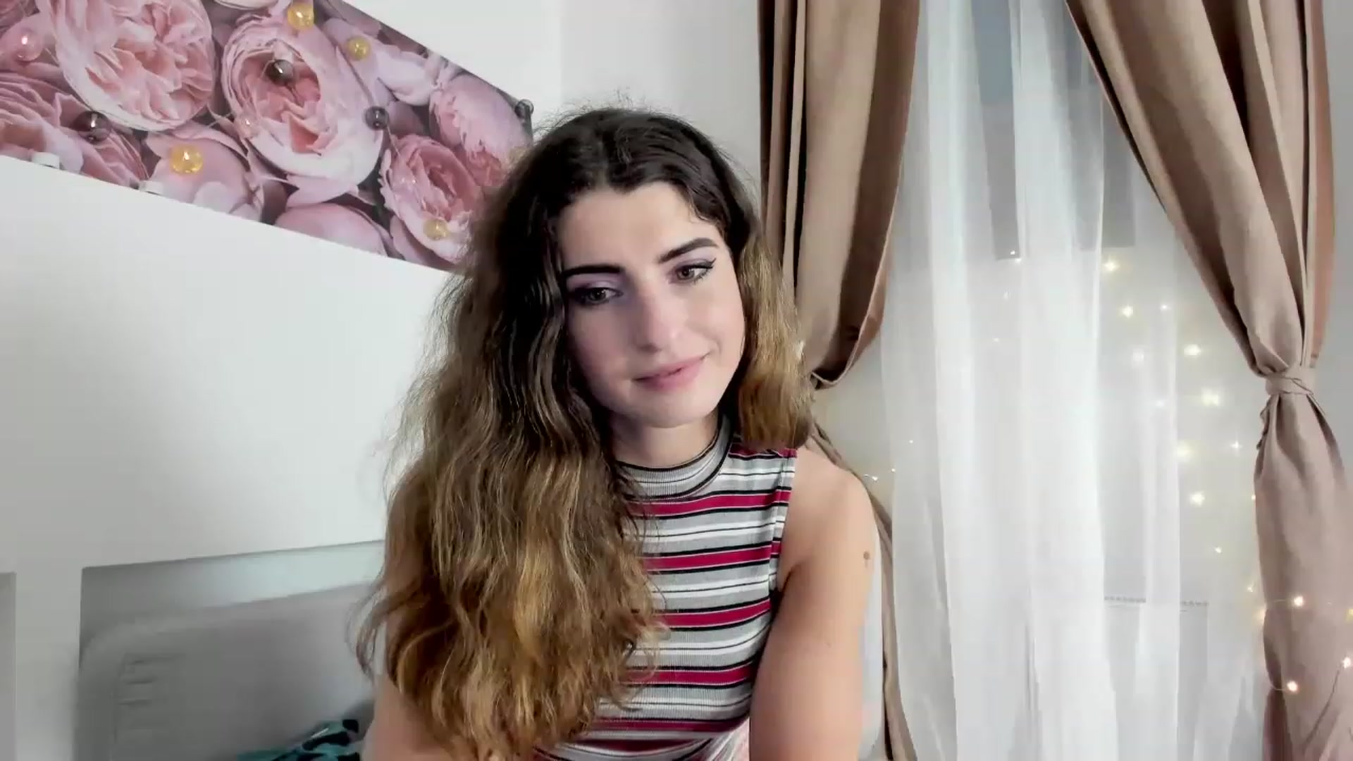 Gallery image thumbnail from EVA__LOVIA_'s myfreecams stream on, 11/19/2022, 15:28 image 15 of 20