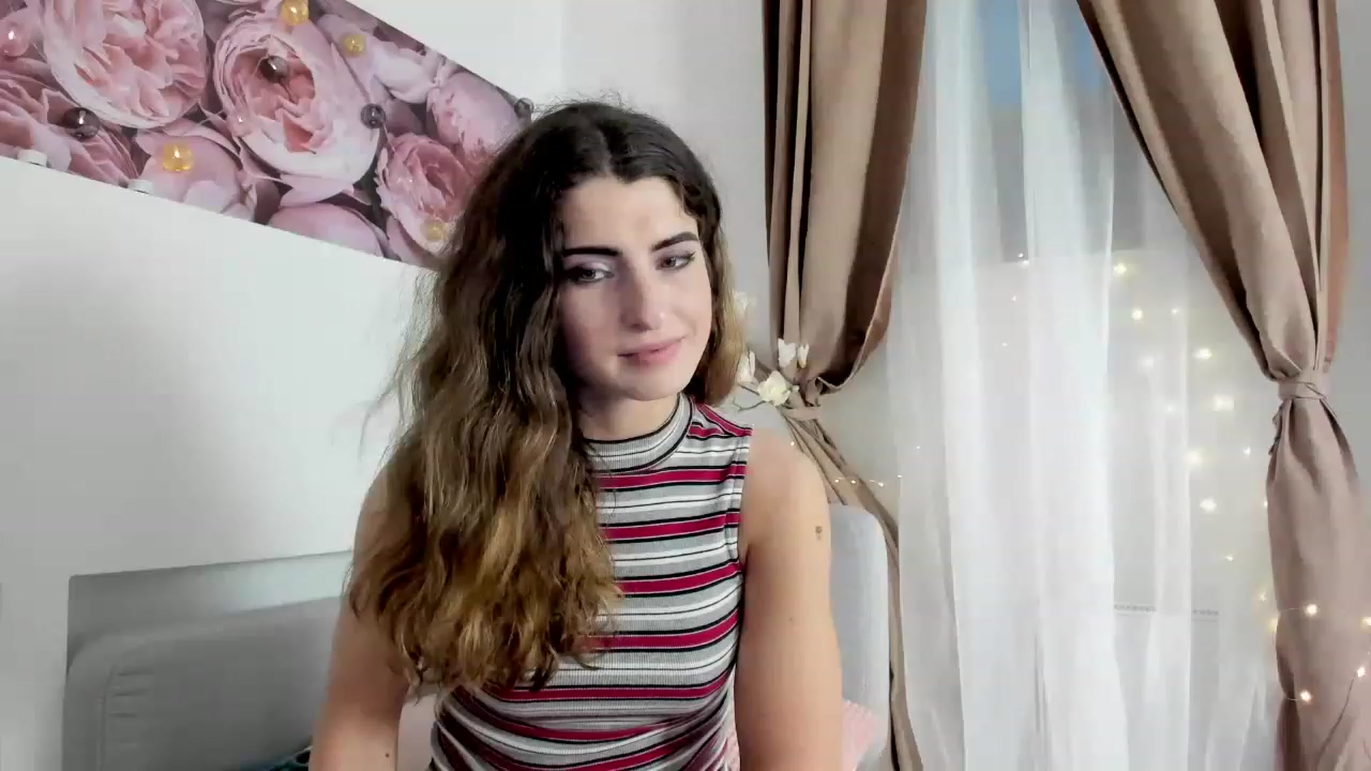 Gallery image thumbnail from EVA__LOVIA_'s myfreecams stream on, 11/19/2022, 15:28 image 9 of 20