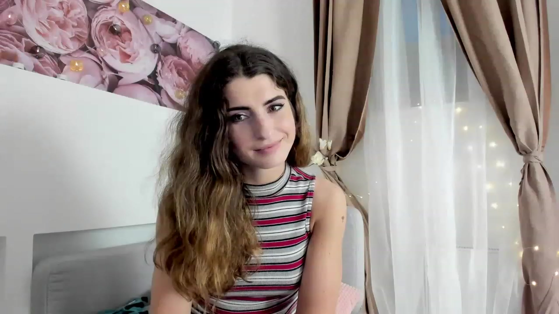 Gallery image thumbnail from EVA__LOVIA_'s myfreecams stream on, 11/19/2022, 15:28 image 11 of 20