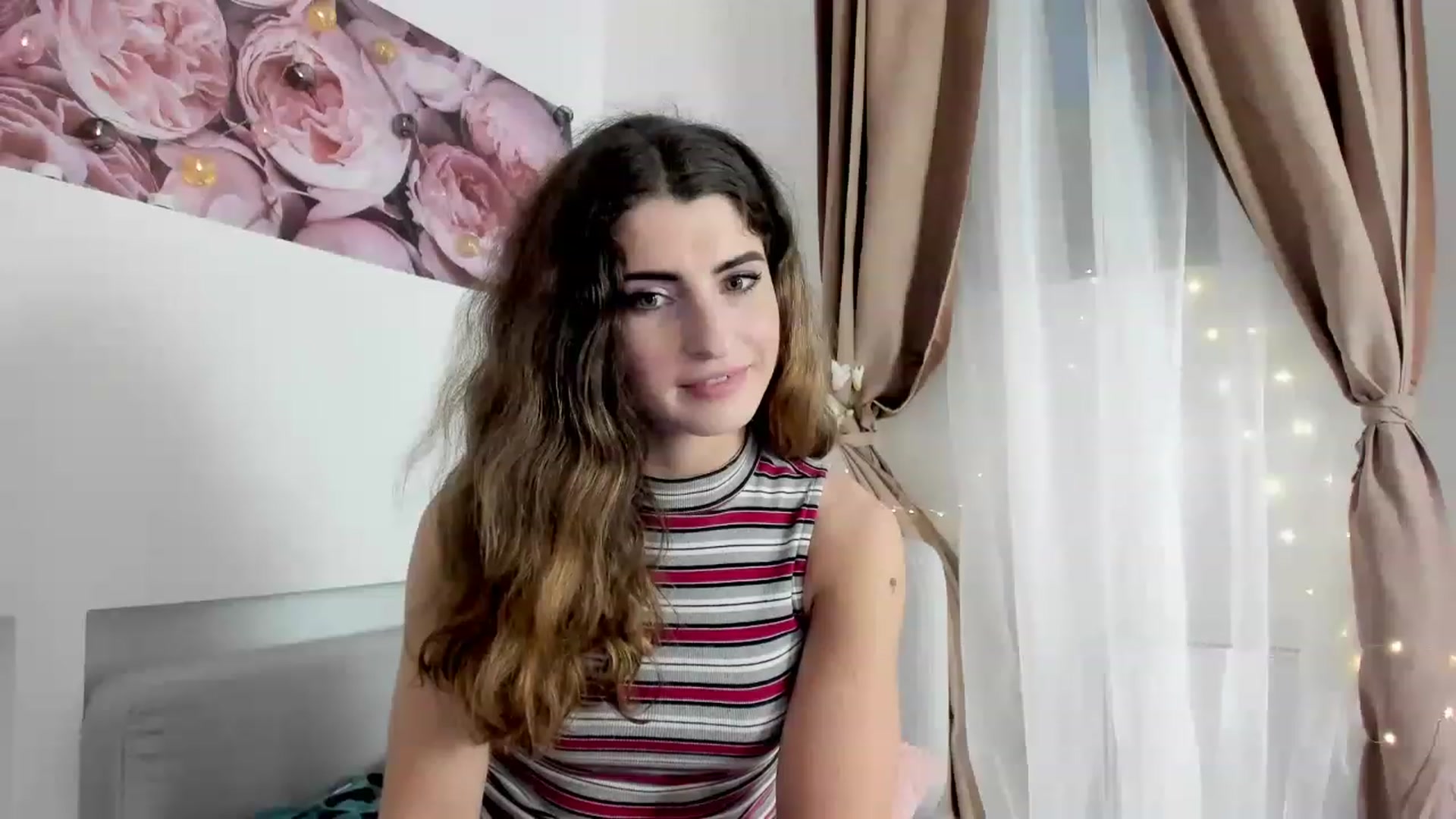 Gallery image thumbnail from EVA__LOVIA_'s myfreecams stream on, 11/19/2022, 15:28 image 13 of 20